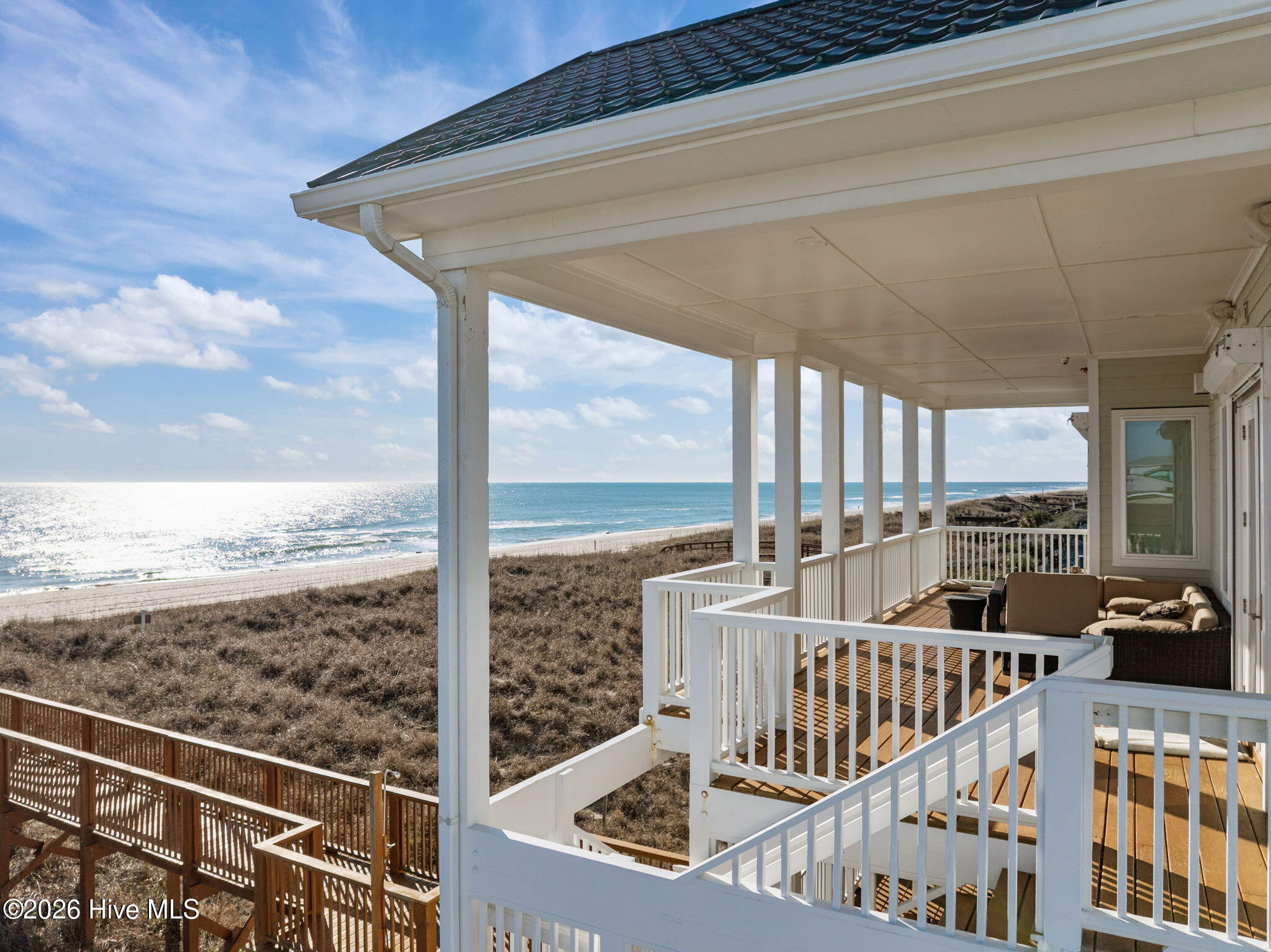 100554611 | Photo 11