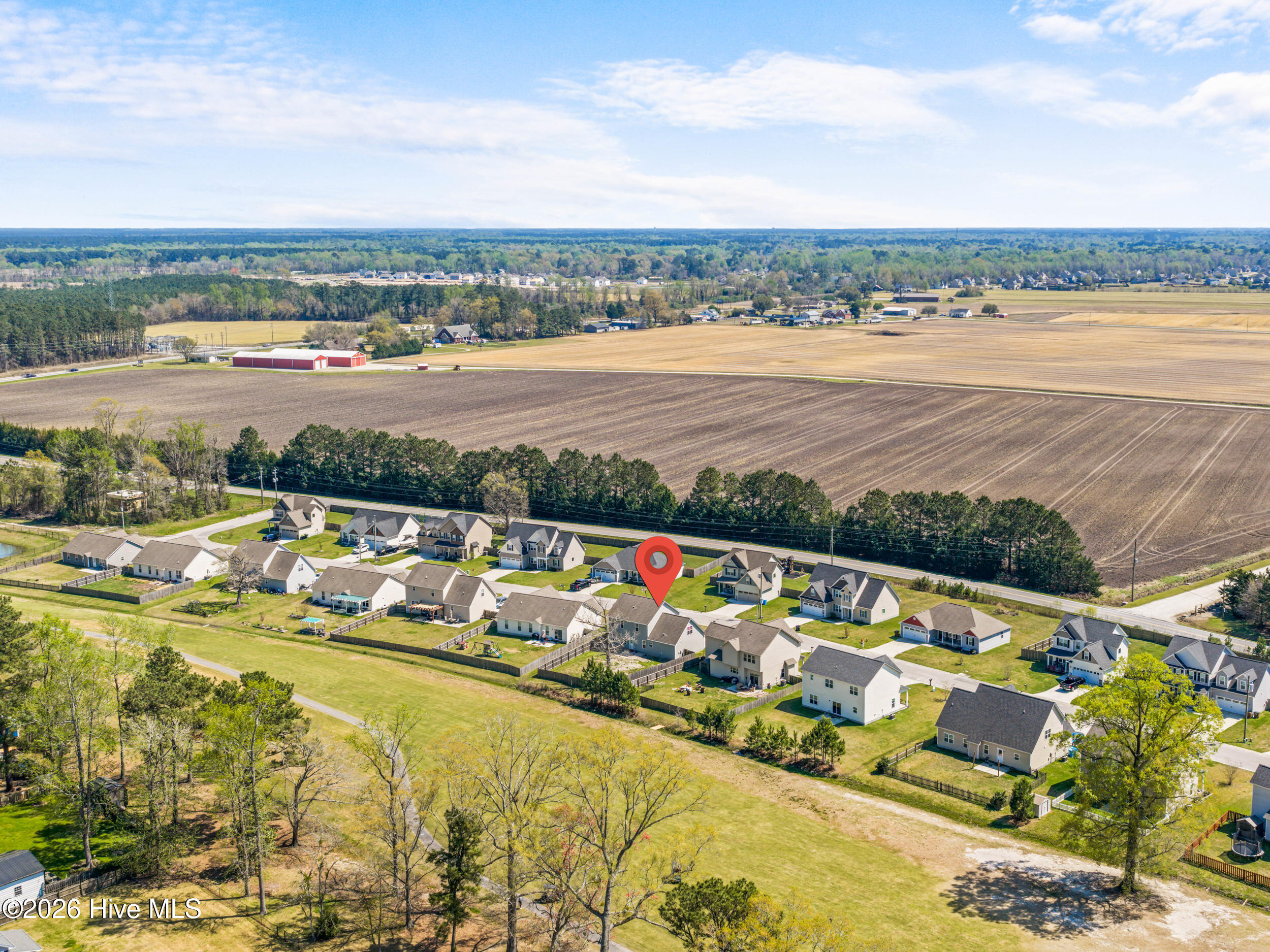 100565211 | Photo 61