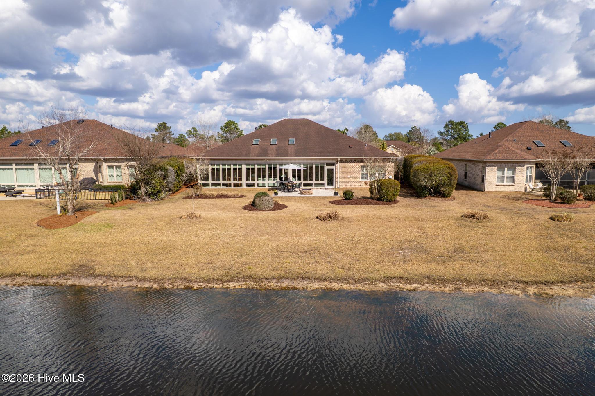 100559631 | Photo 45