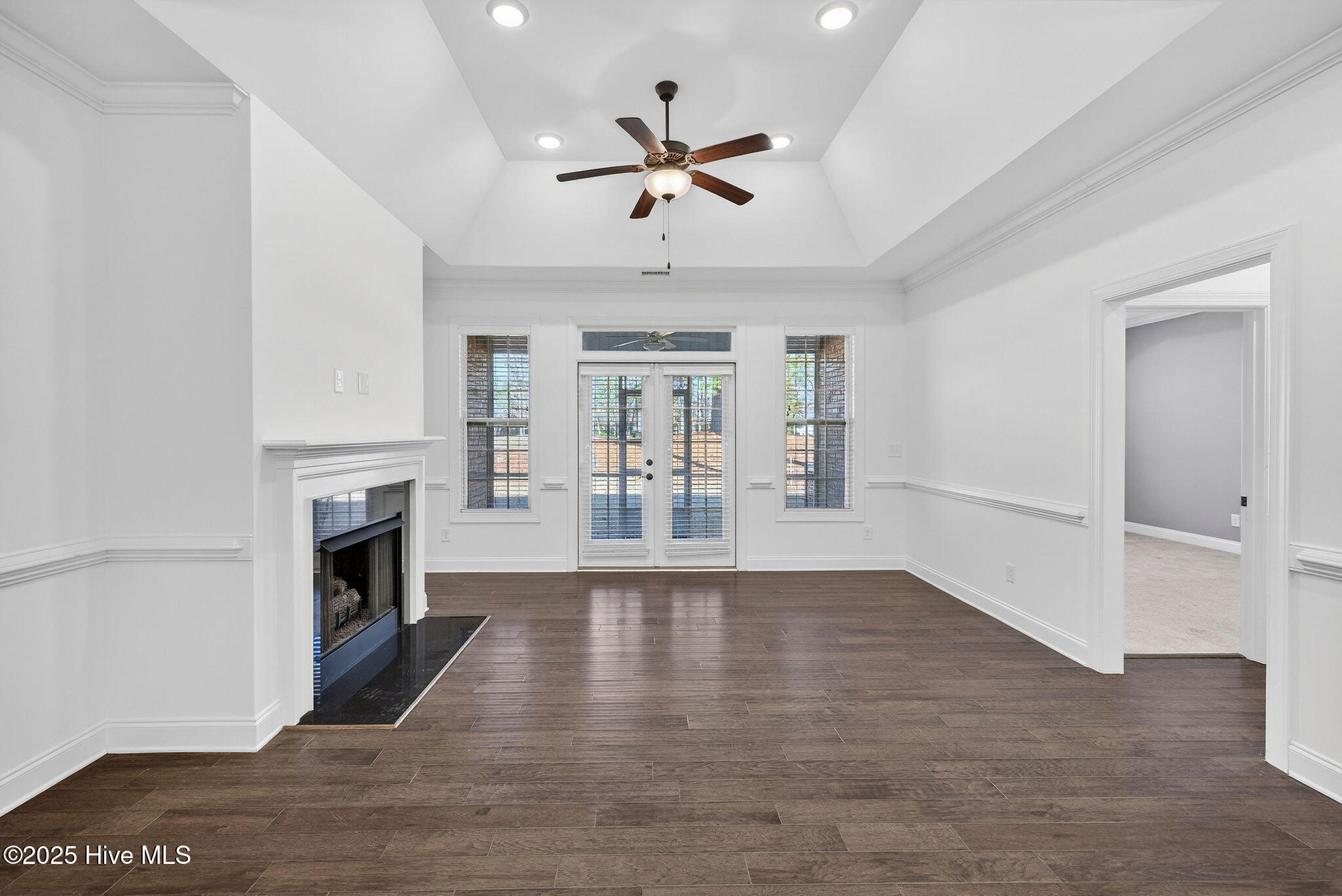 100547187 | Photo 10