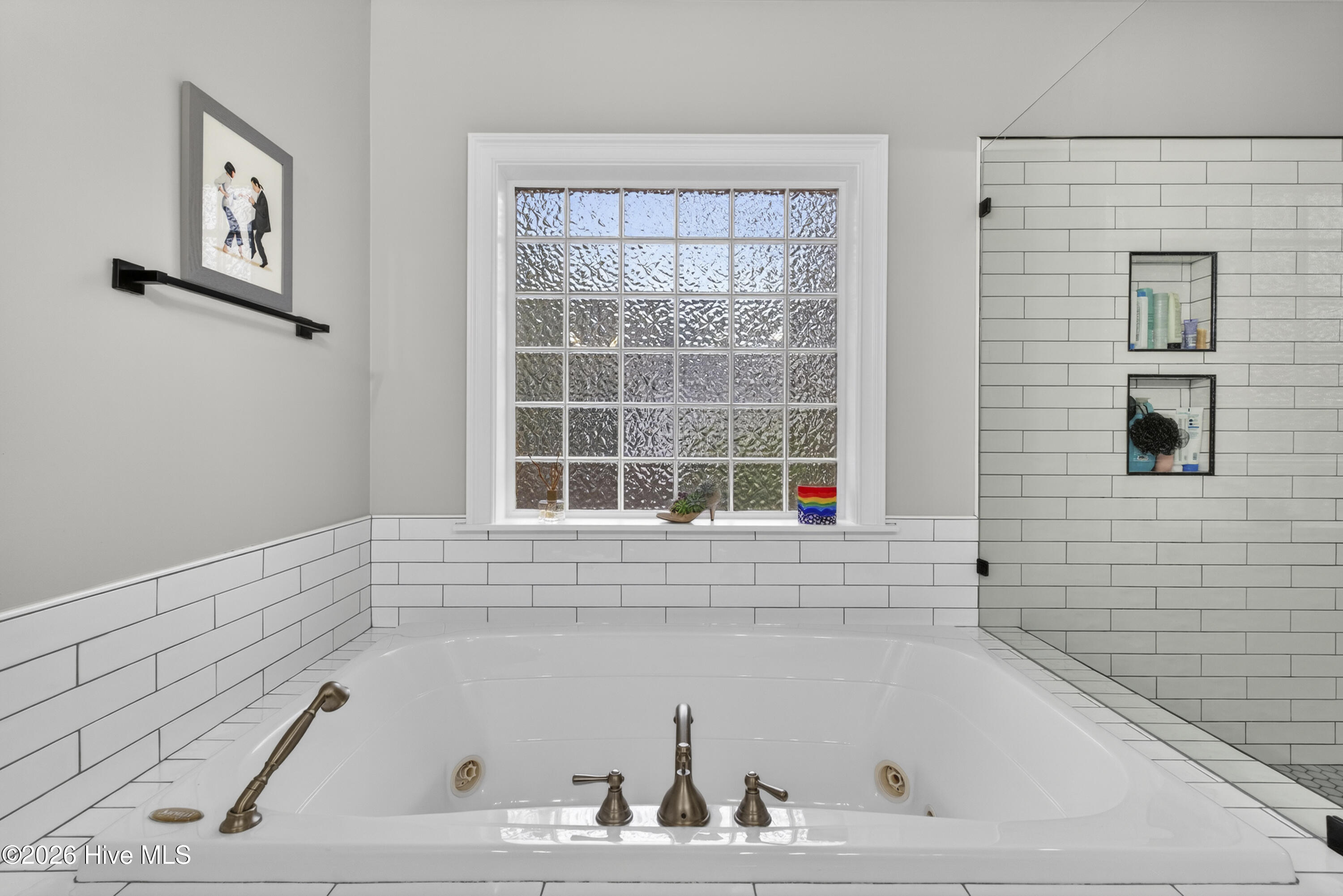 100557887 | Photo 54