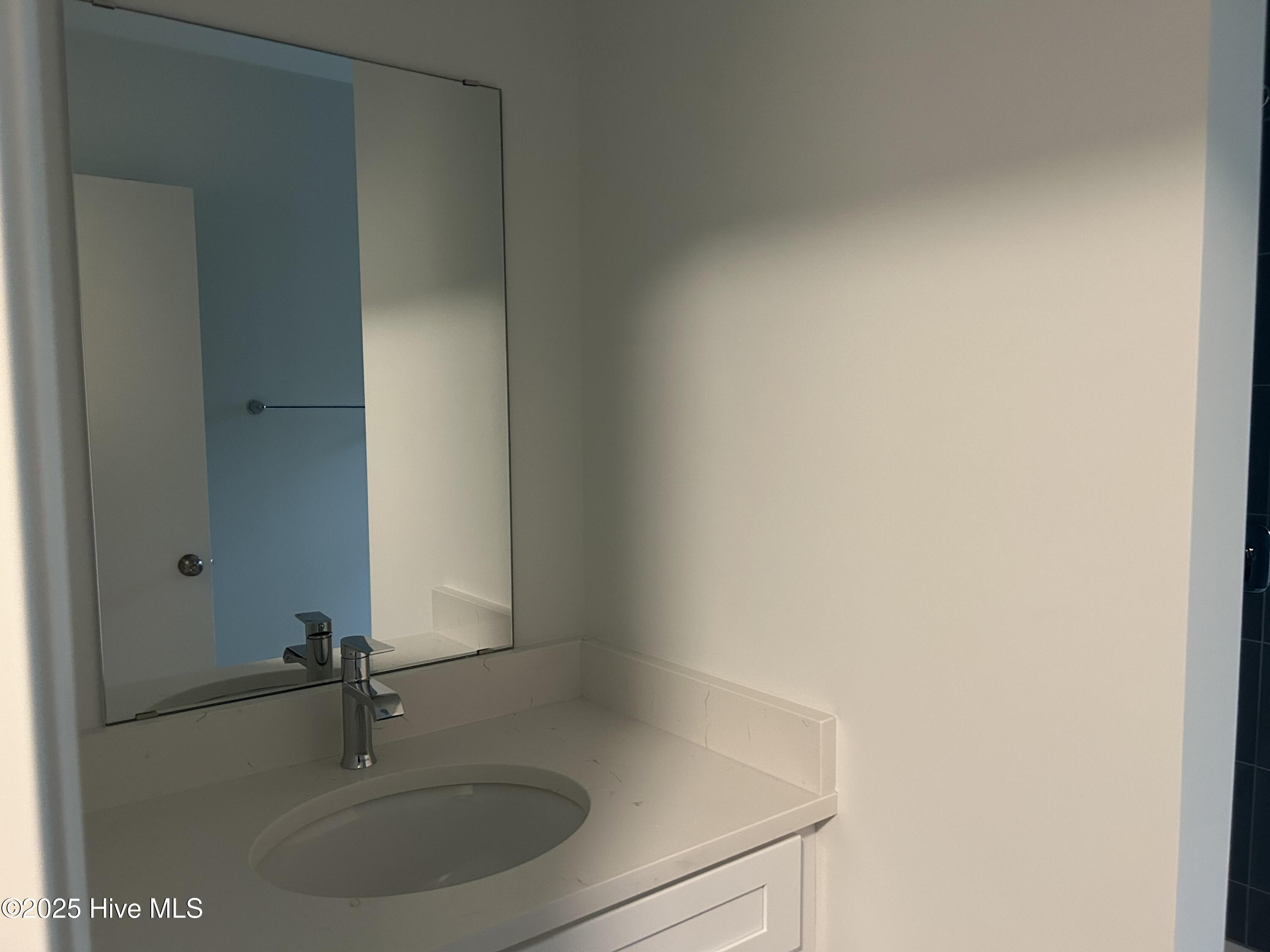 100524375 | Photo 22