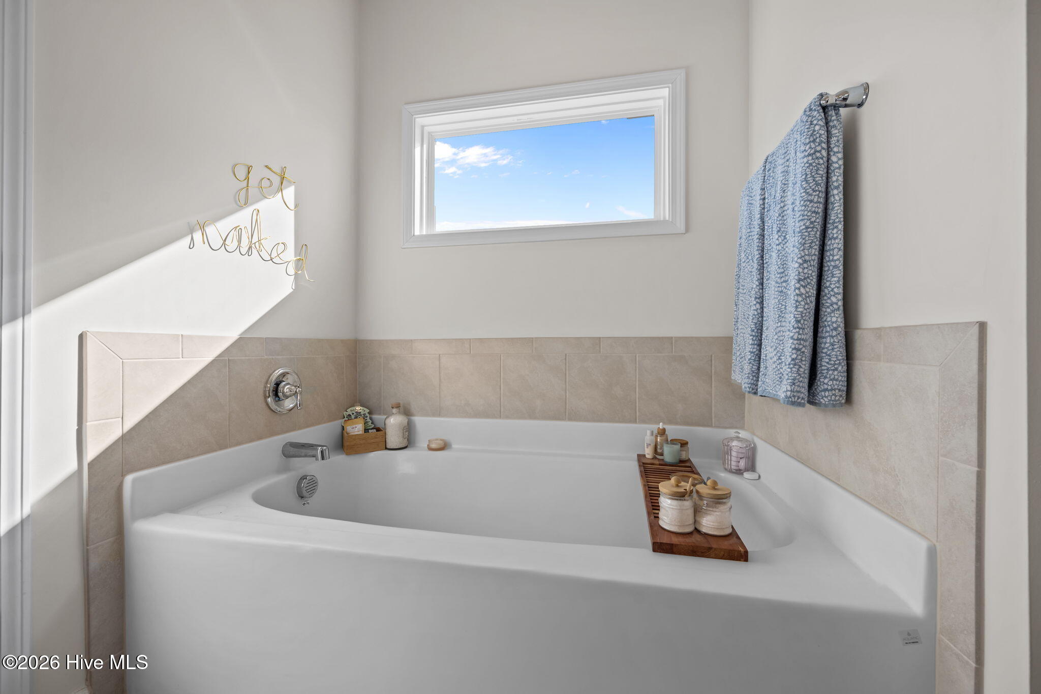 100554562 | Photo 22