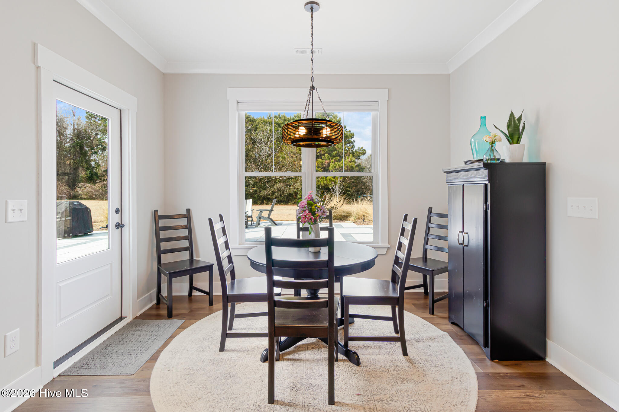 100556315 | Photo 17