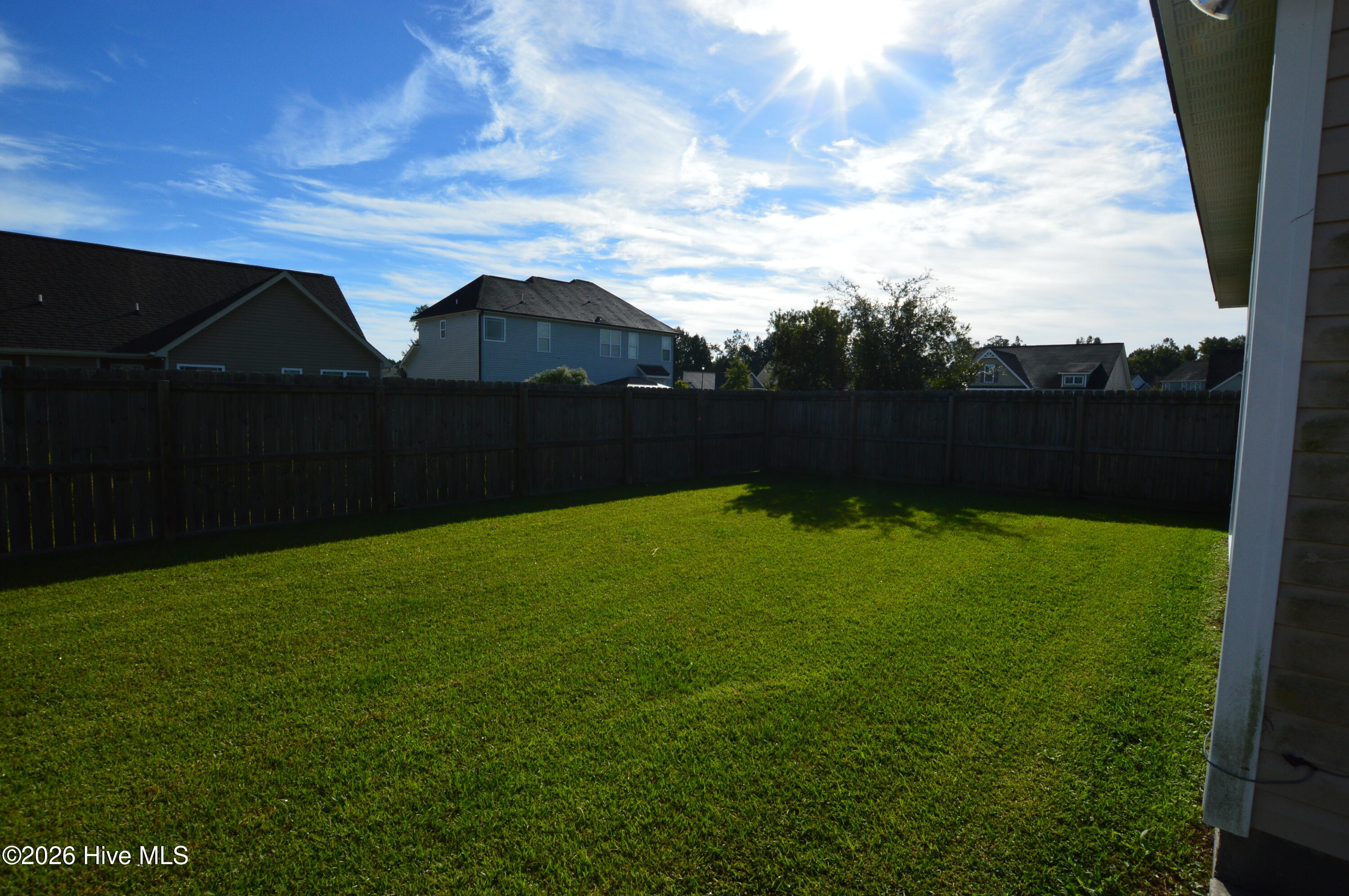 100552765 | Photo 20