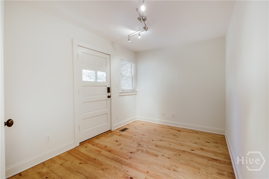 flex space, office, future mud room, 4th BR