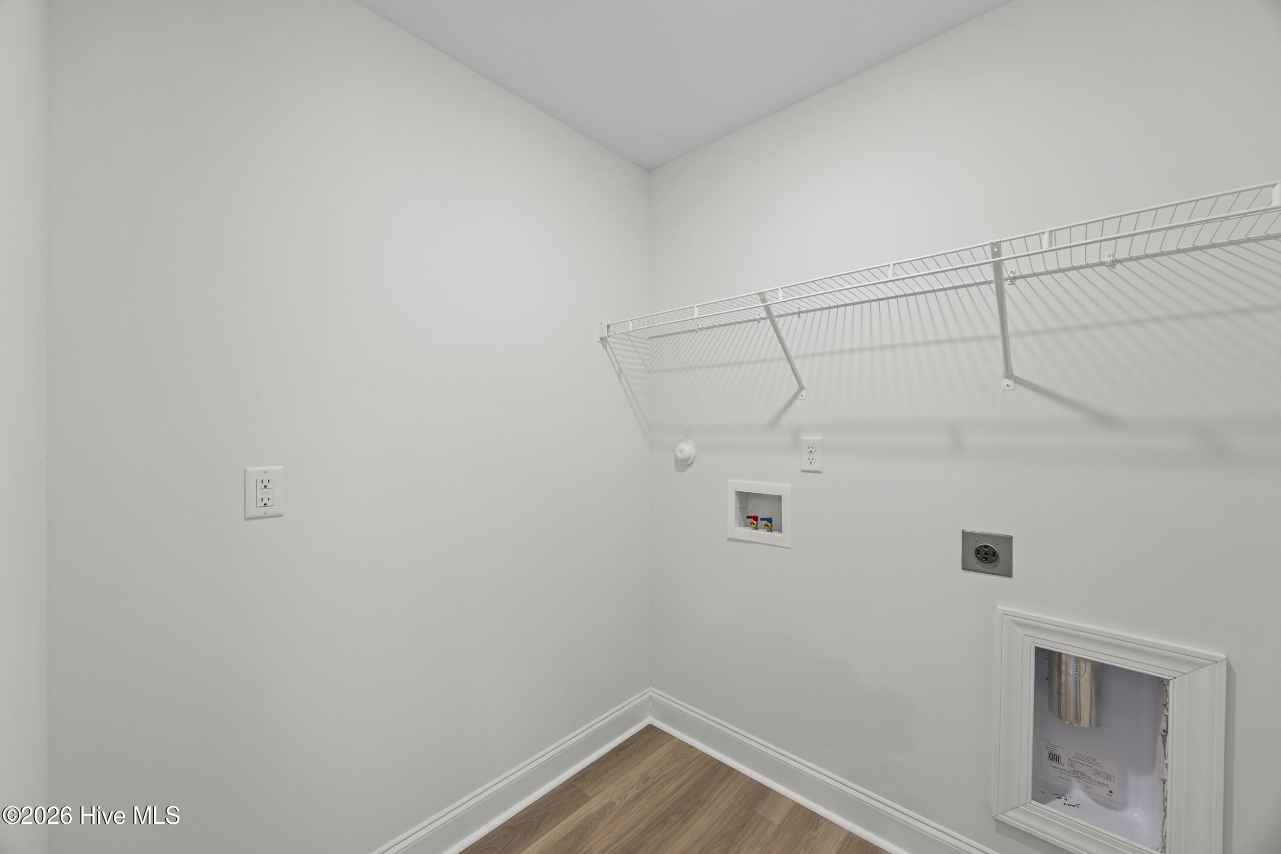 100541517 | Photo 10