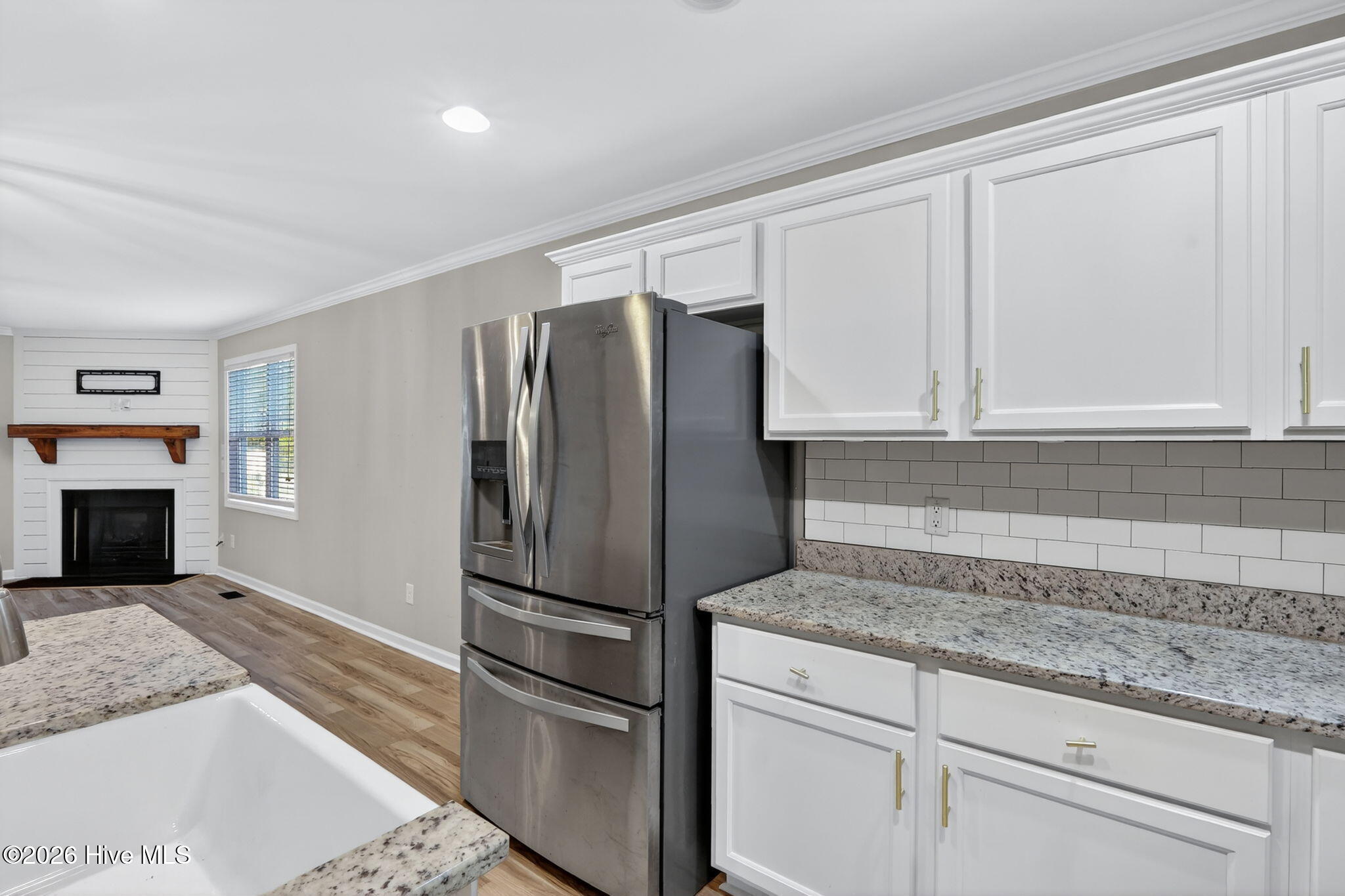 4-web-or-mls-146-thistle-dr-adam-bennett