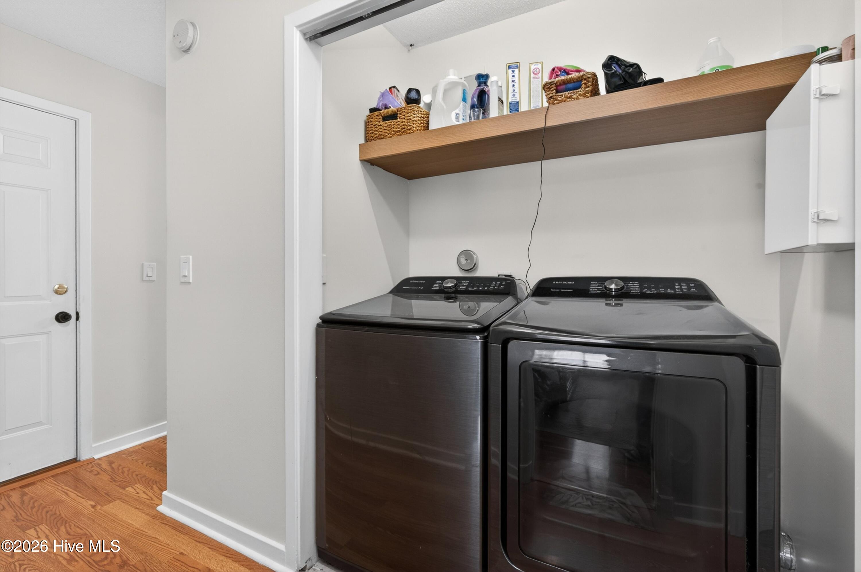 100566584 | Photo 19