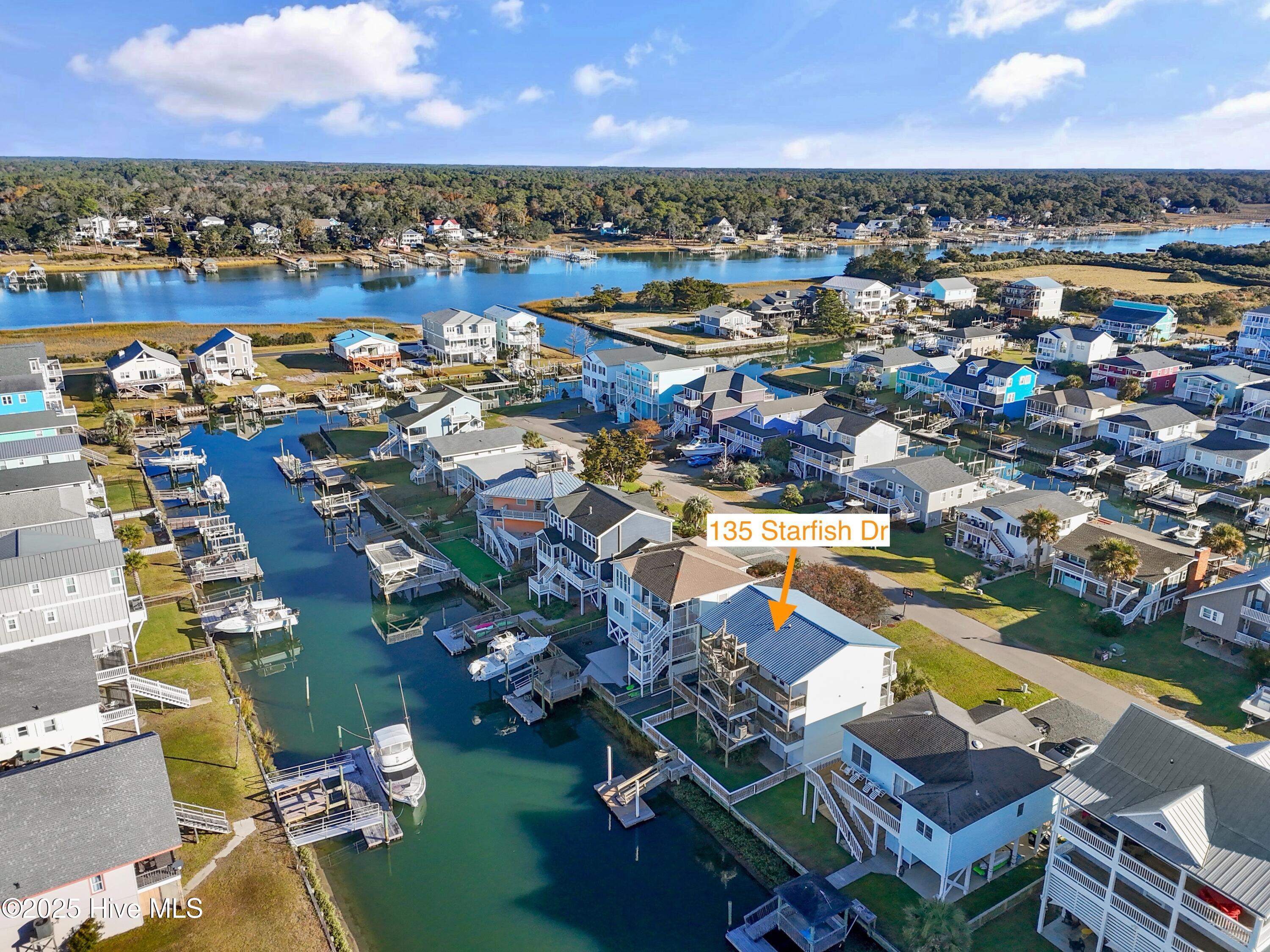 100542122 | Photo 61