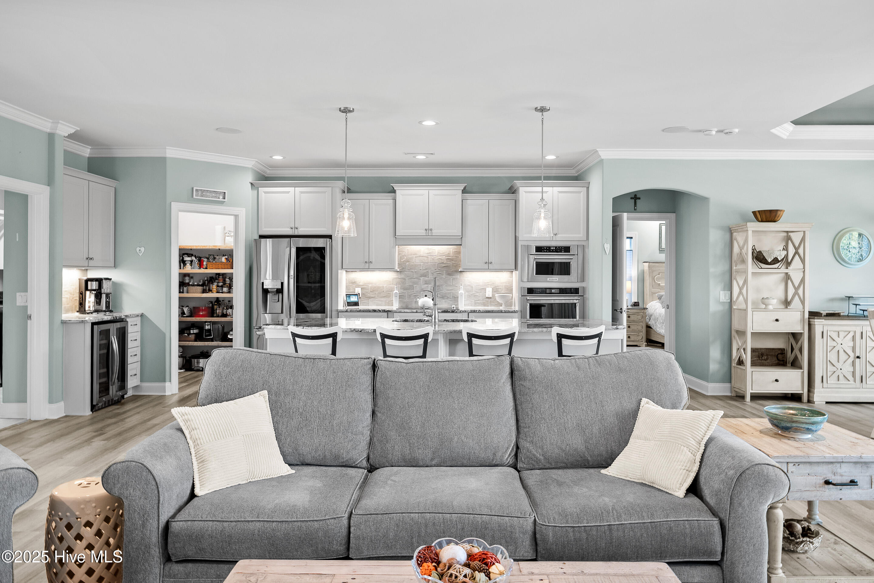 100541746 | Photo 17