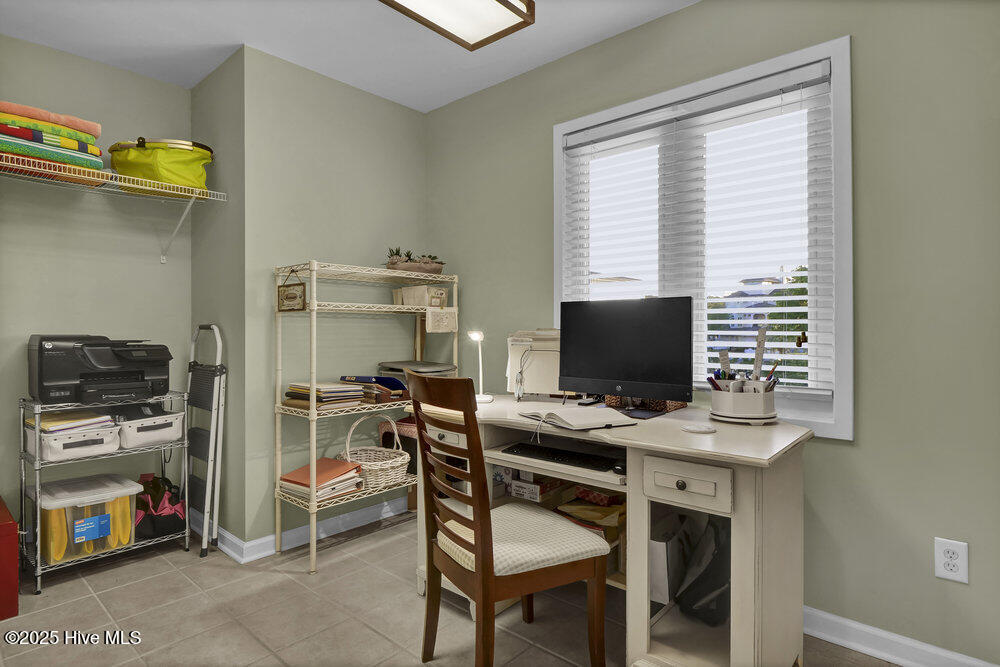 100511026 | Photo 33