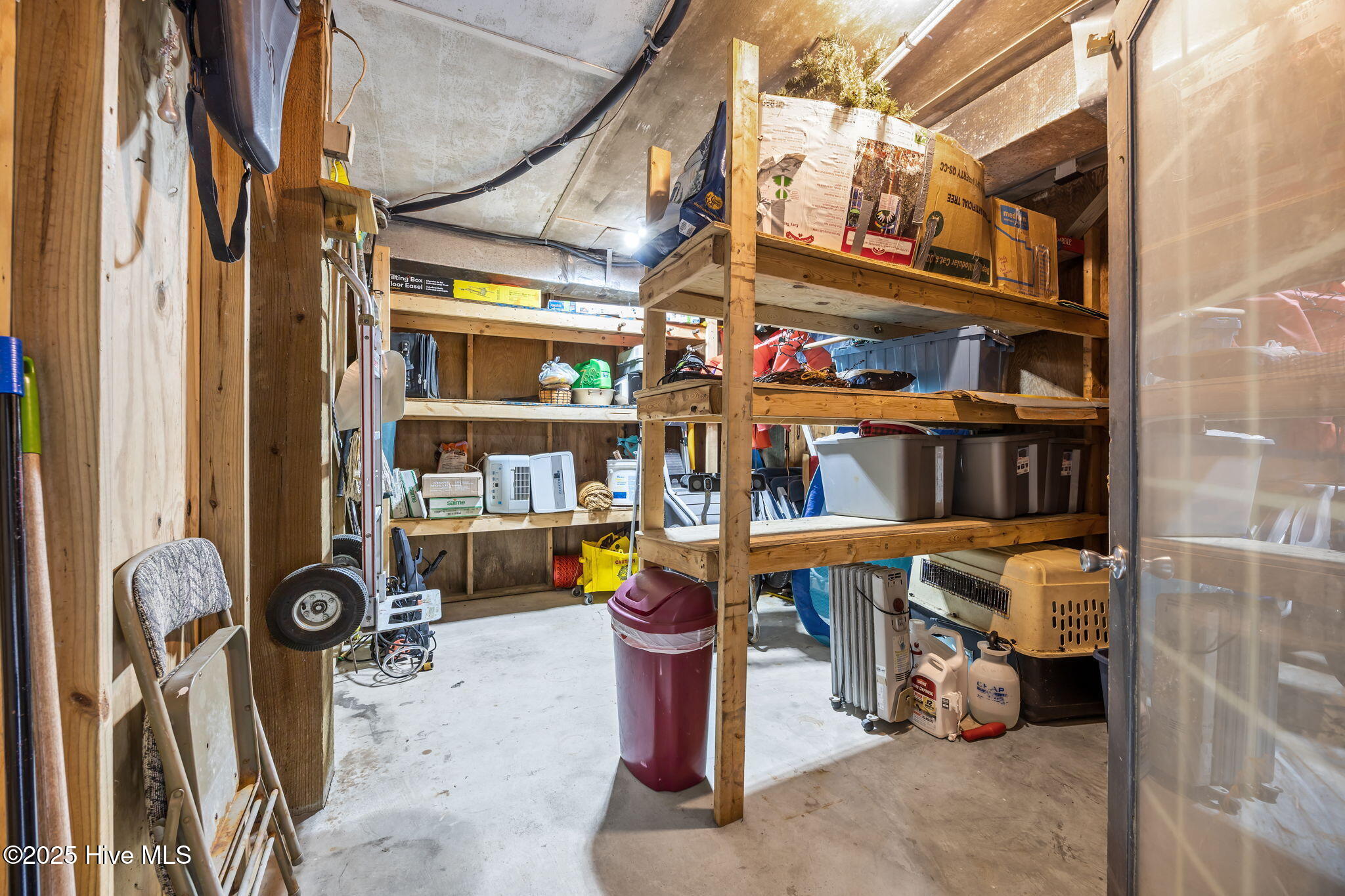 100545181 | Photo 30