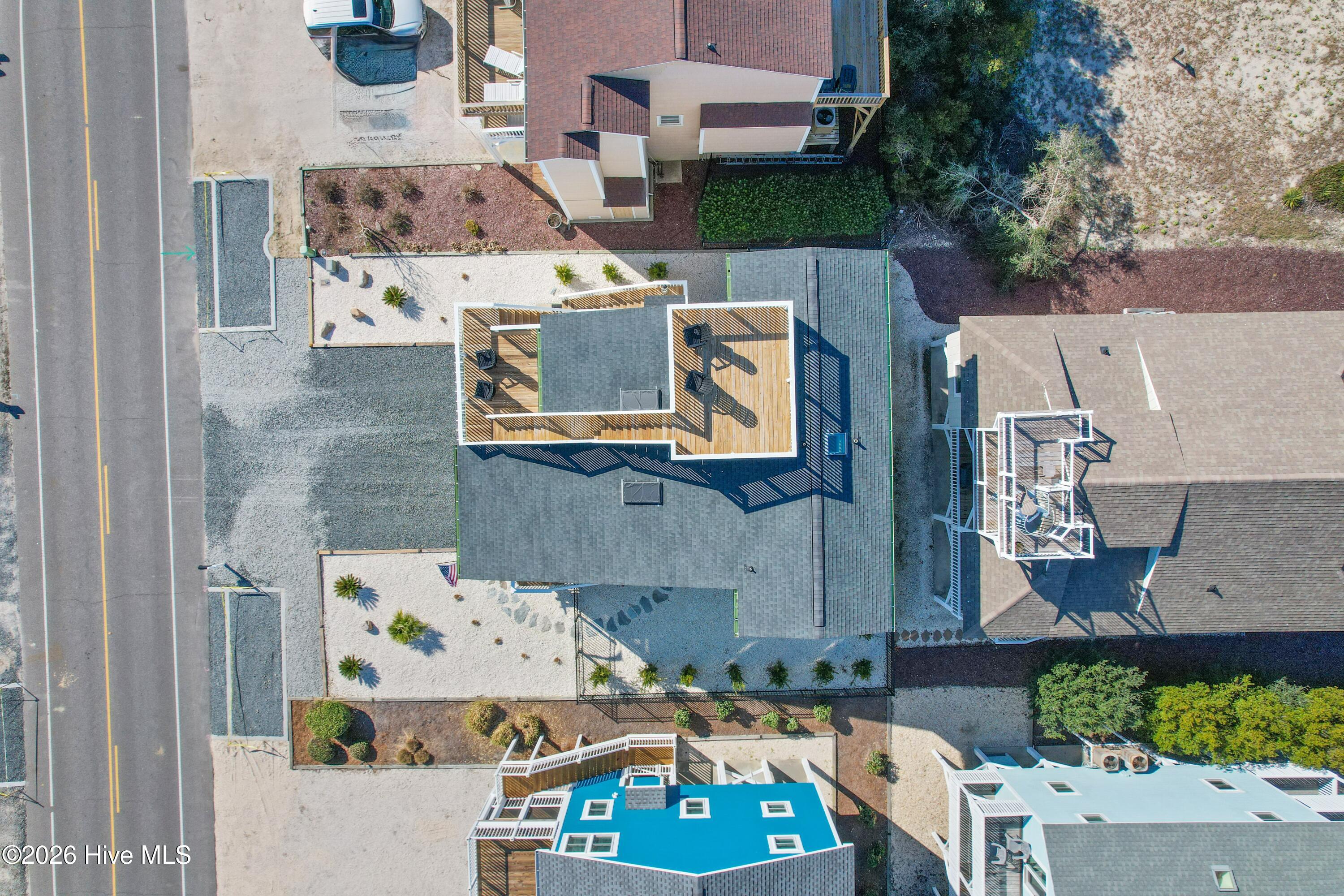 100552284 | Photo 36