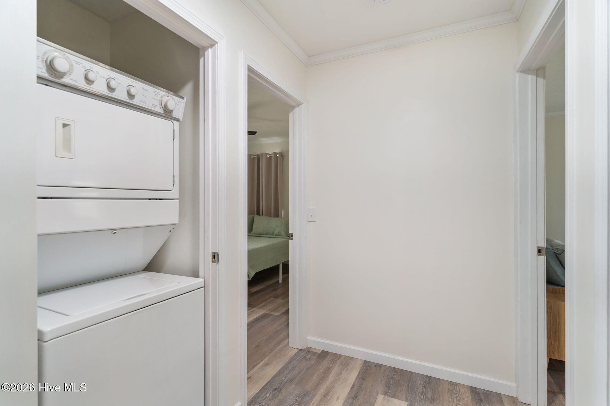 100563030 | Photo 37