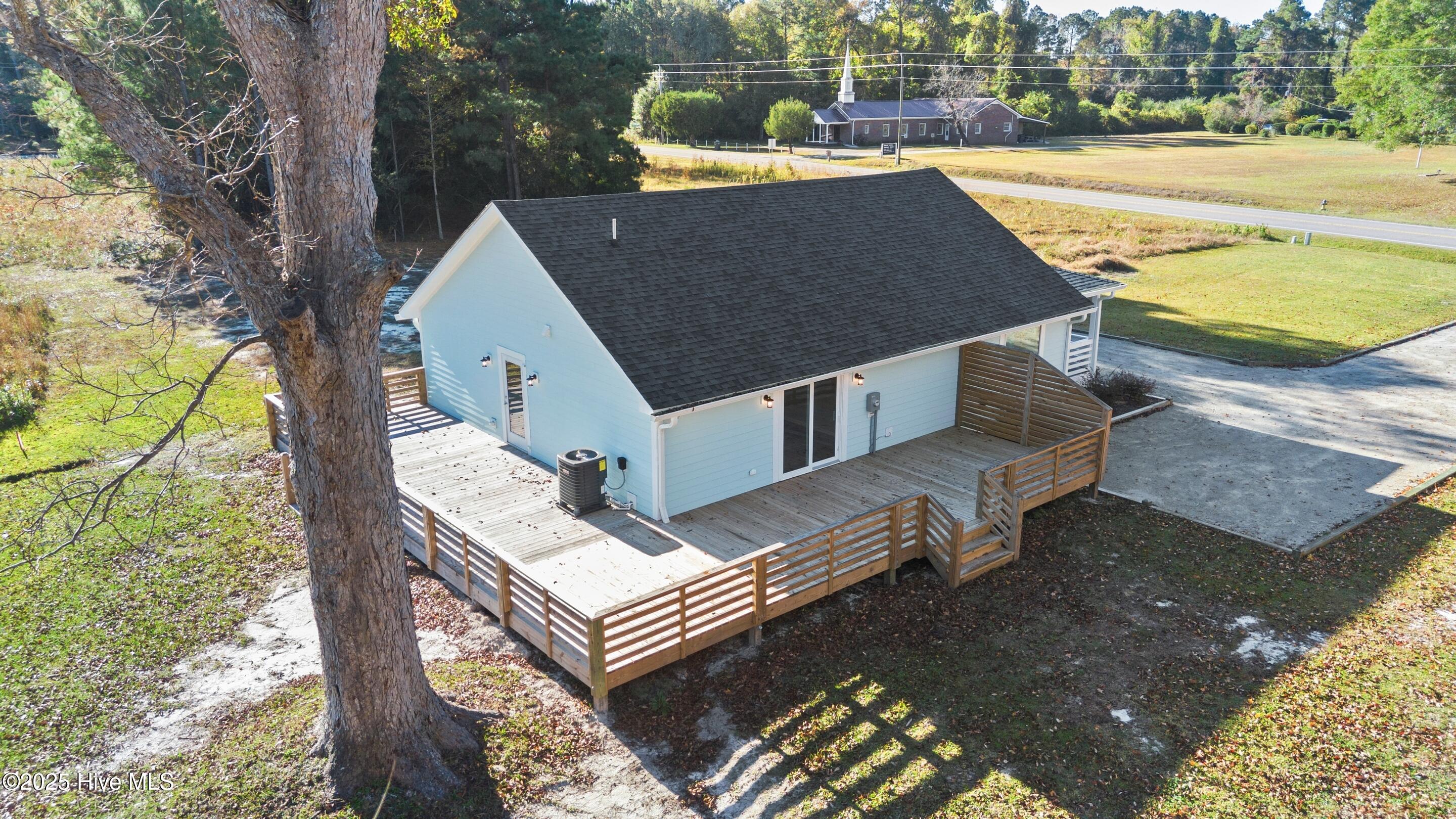 100545908 | Photo 62