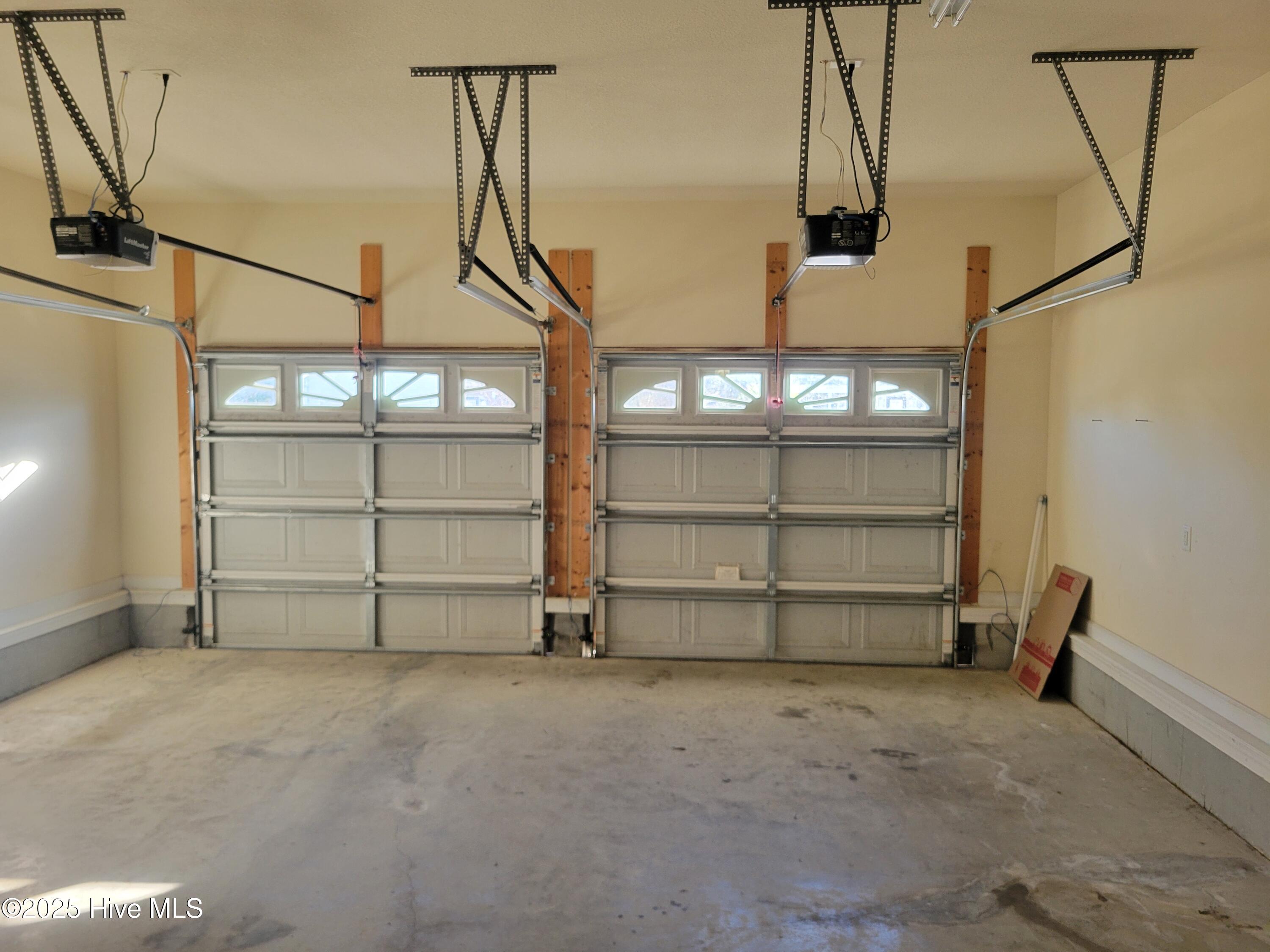 100537987 | Photo 10