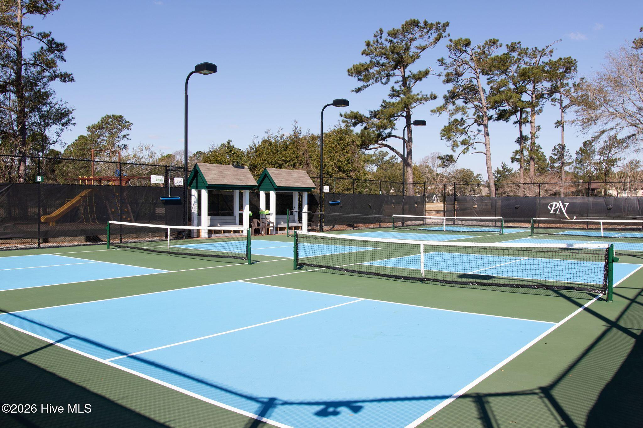 100567586 | Photo 53