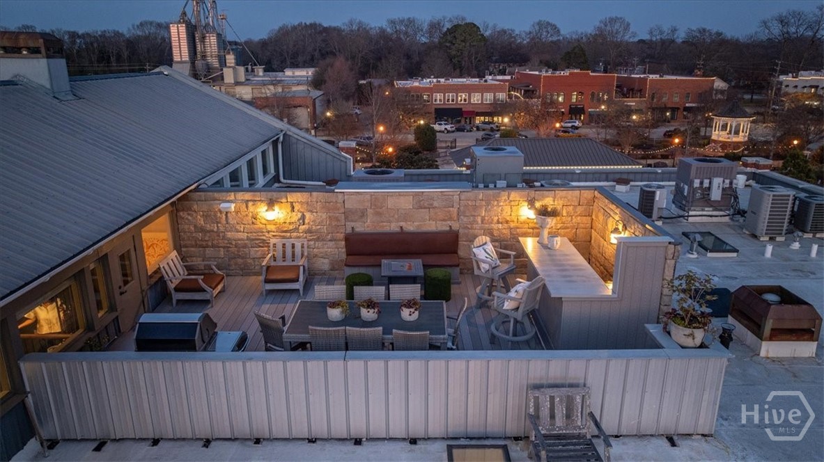 You're own private roof top terrace