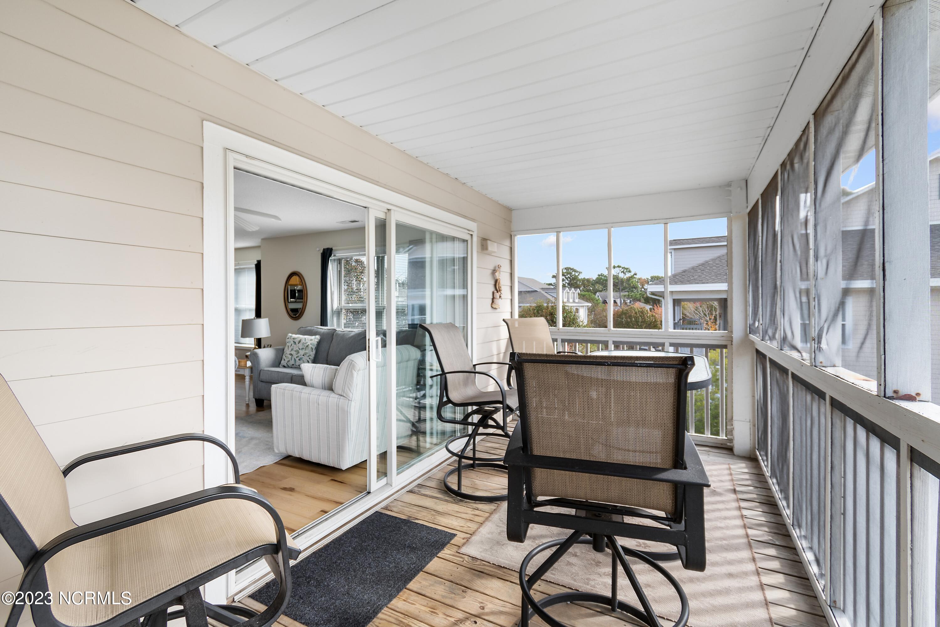 100564756 | Photo 20