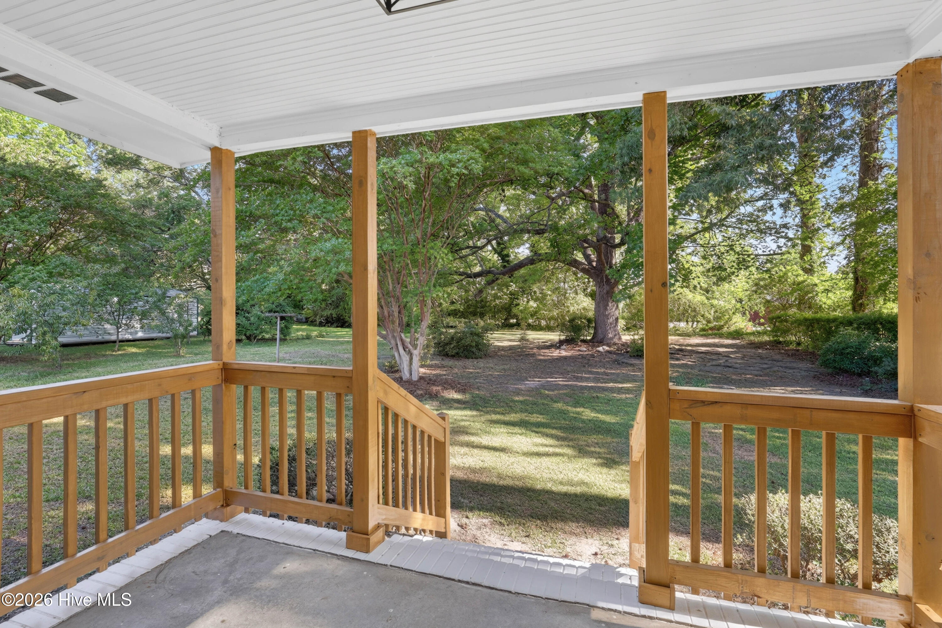 09-513 Hamilton Dr-9