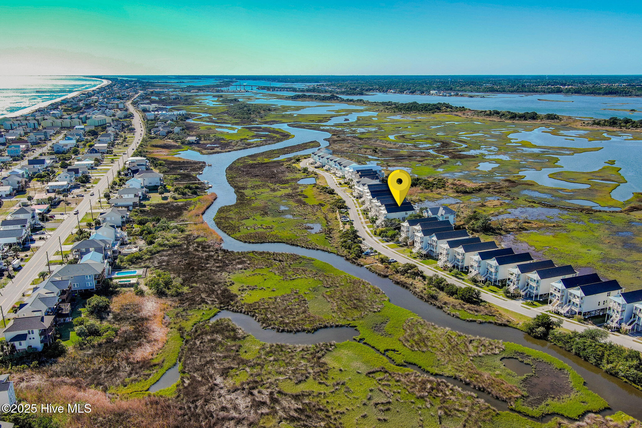 100538733 | Photo 53