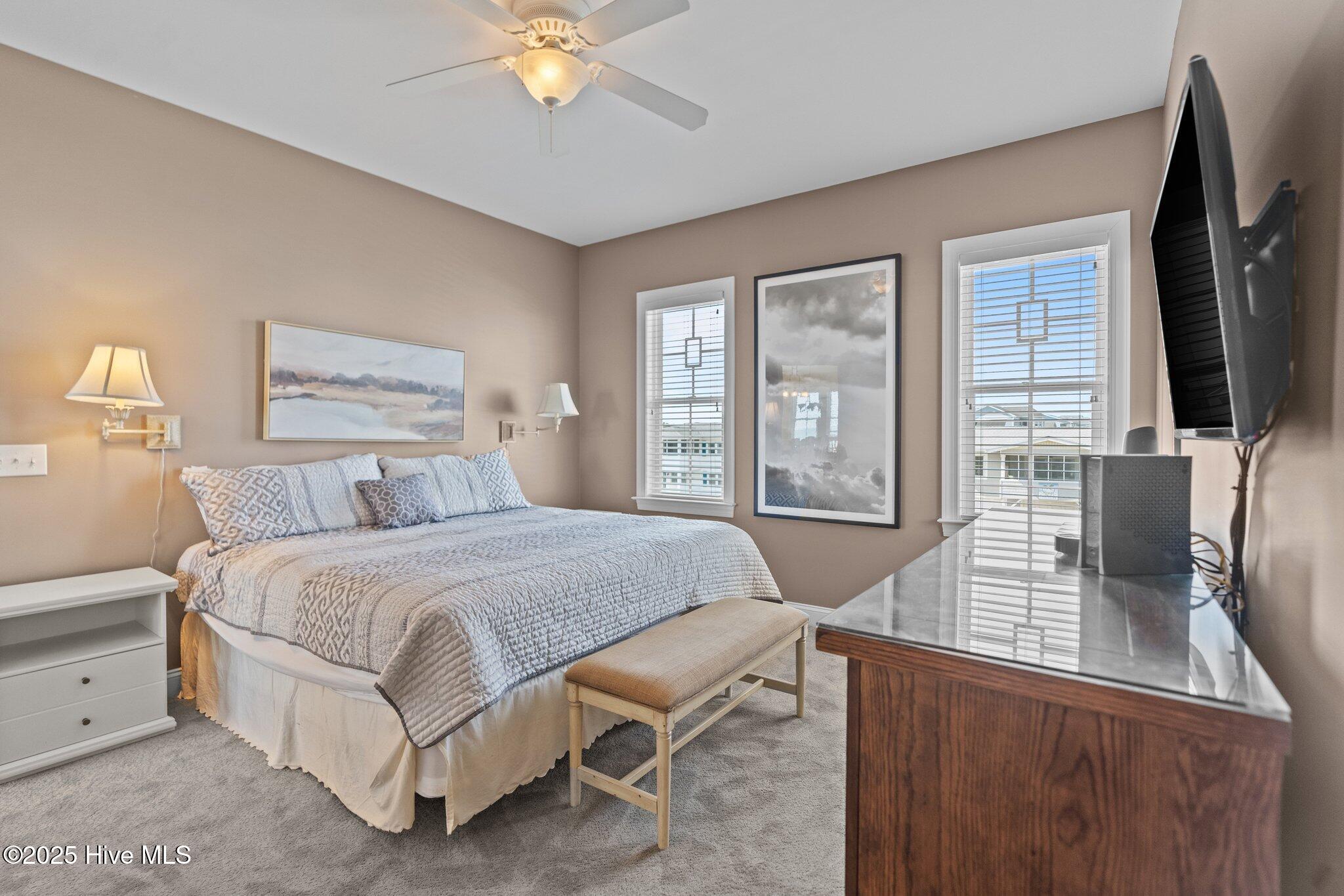 911 Ocean Boulevard W, Holden Beach, NC 28462 – photo 17: 9-web-or-mls-DSC09014