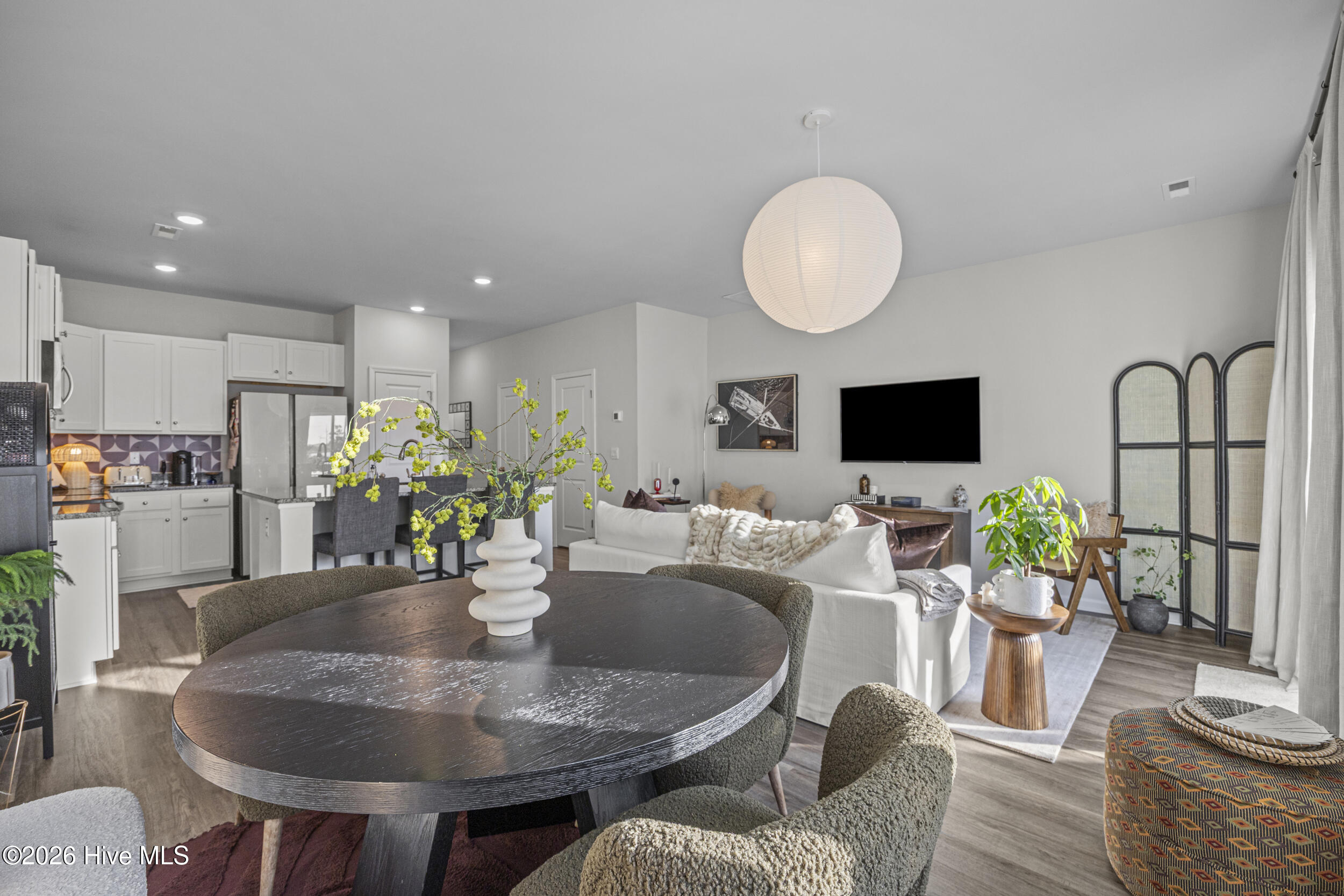 100554474 | Photo 16