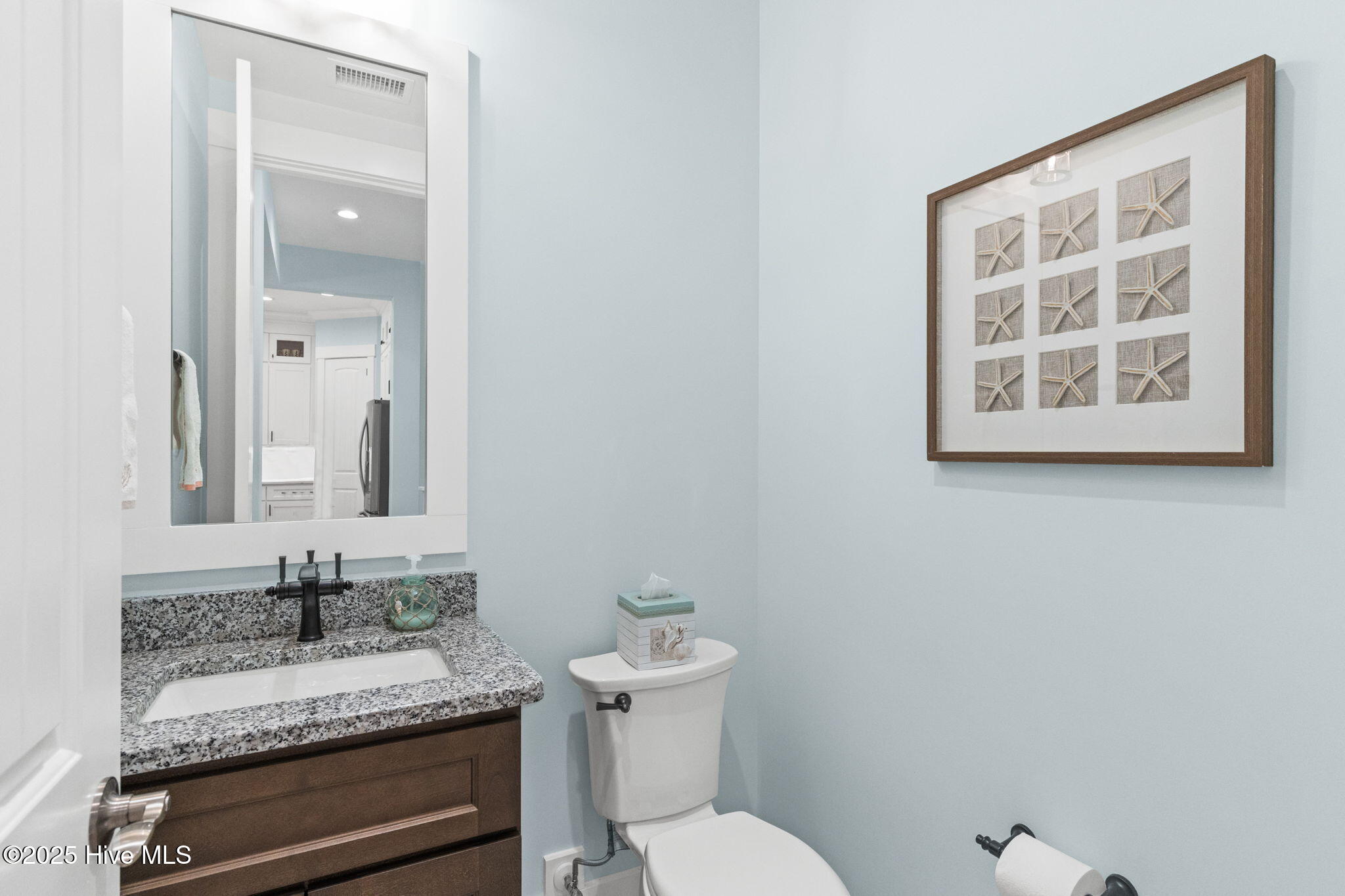 100516887 | Photo 63