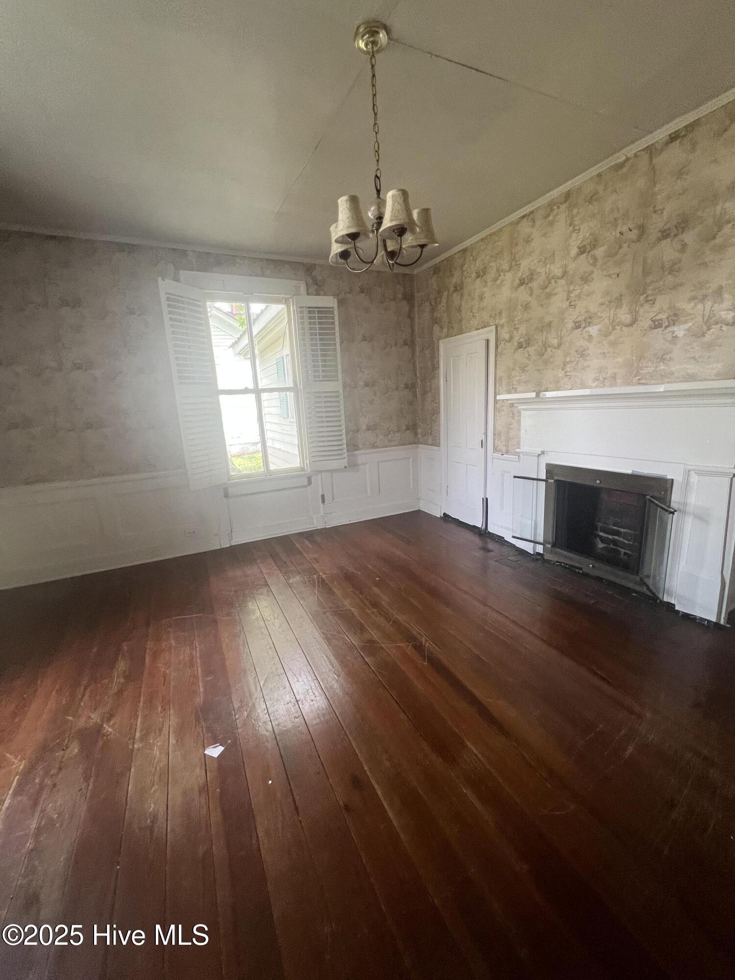 105 S Front Street