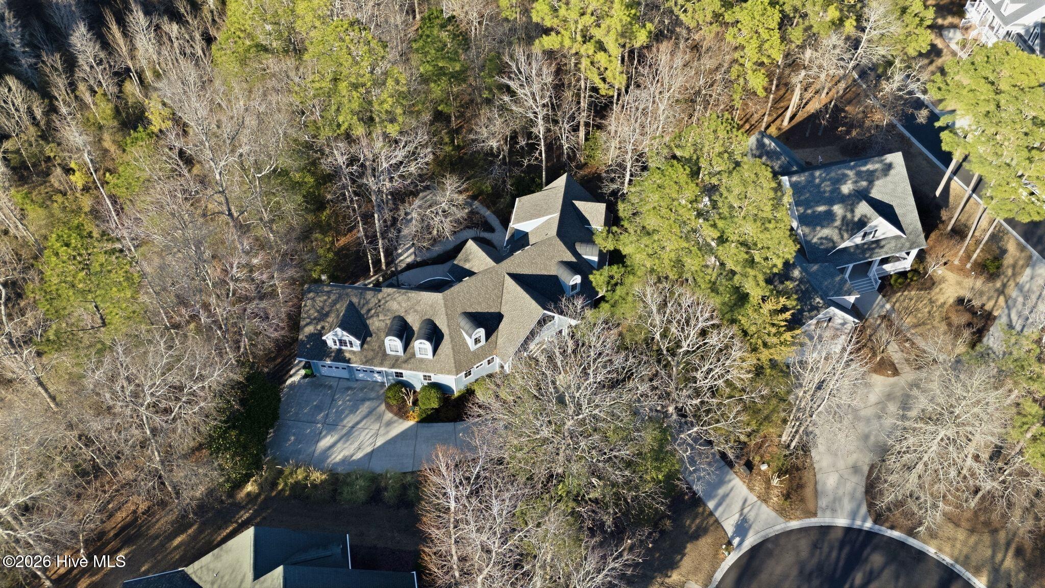 100555834 | Photo 77