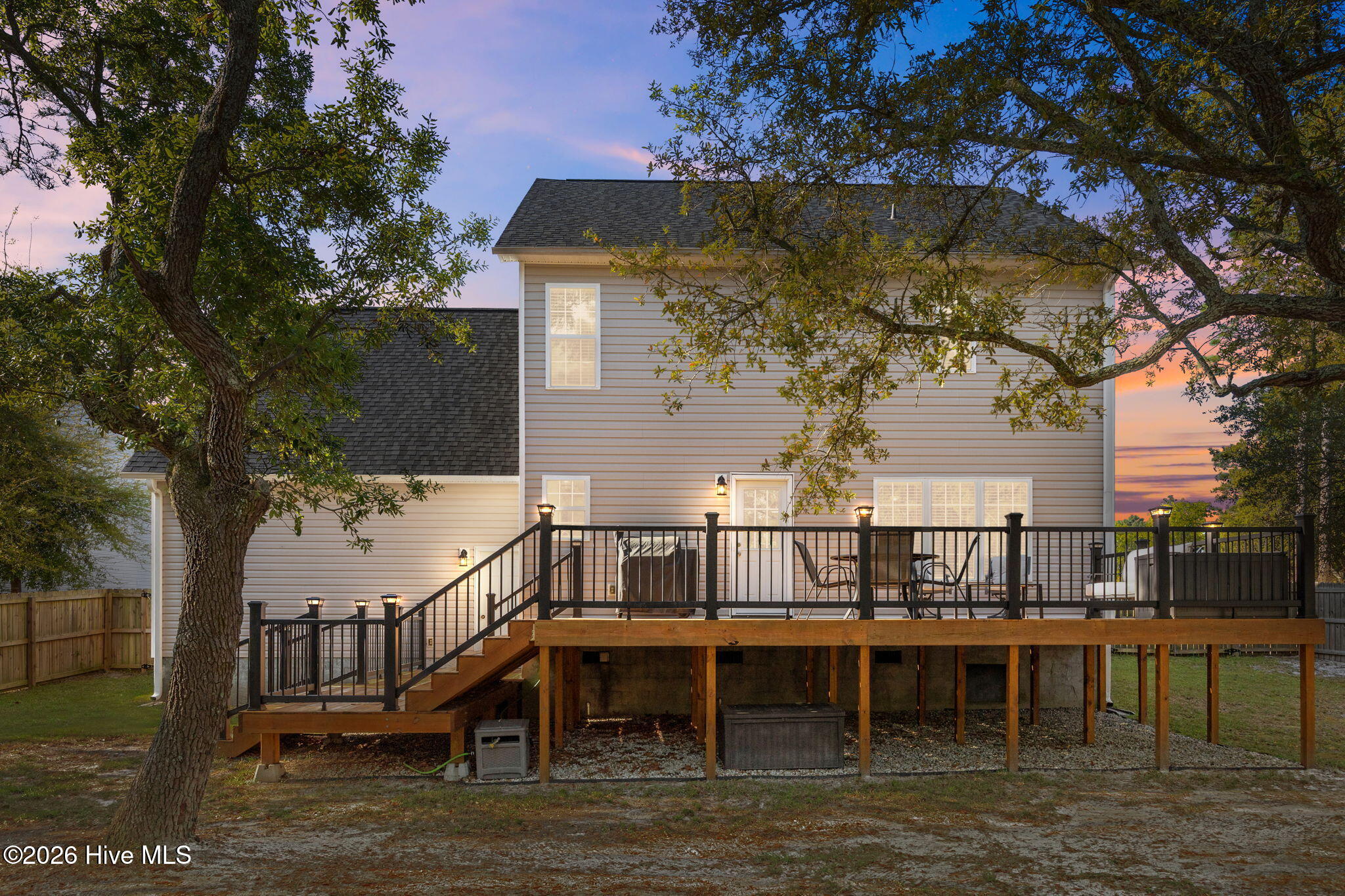 100567456 | Photo 51