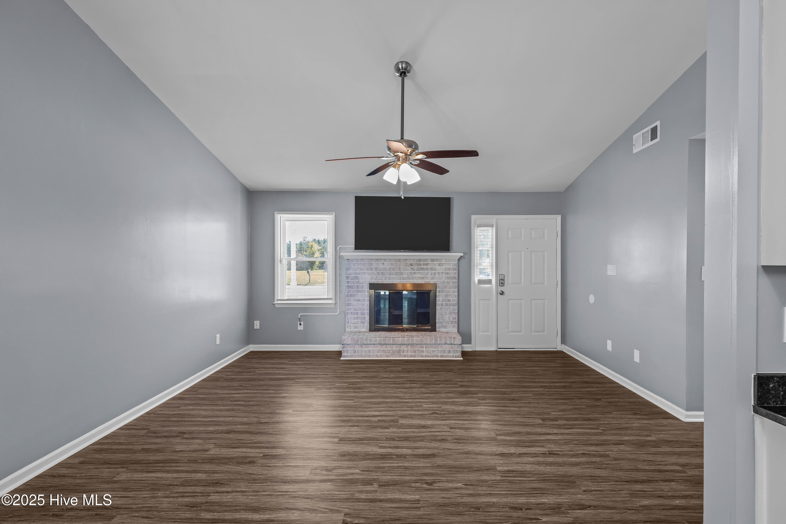 2007 Hunters Ridge Drive, Midway Park, NC 28544 – photo 7: 7