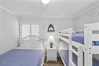 100525169 | Photo 16