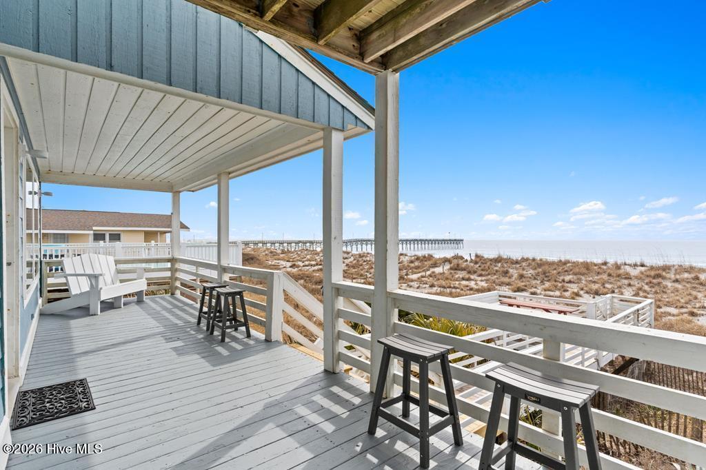 100556593 | Photo 15