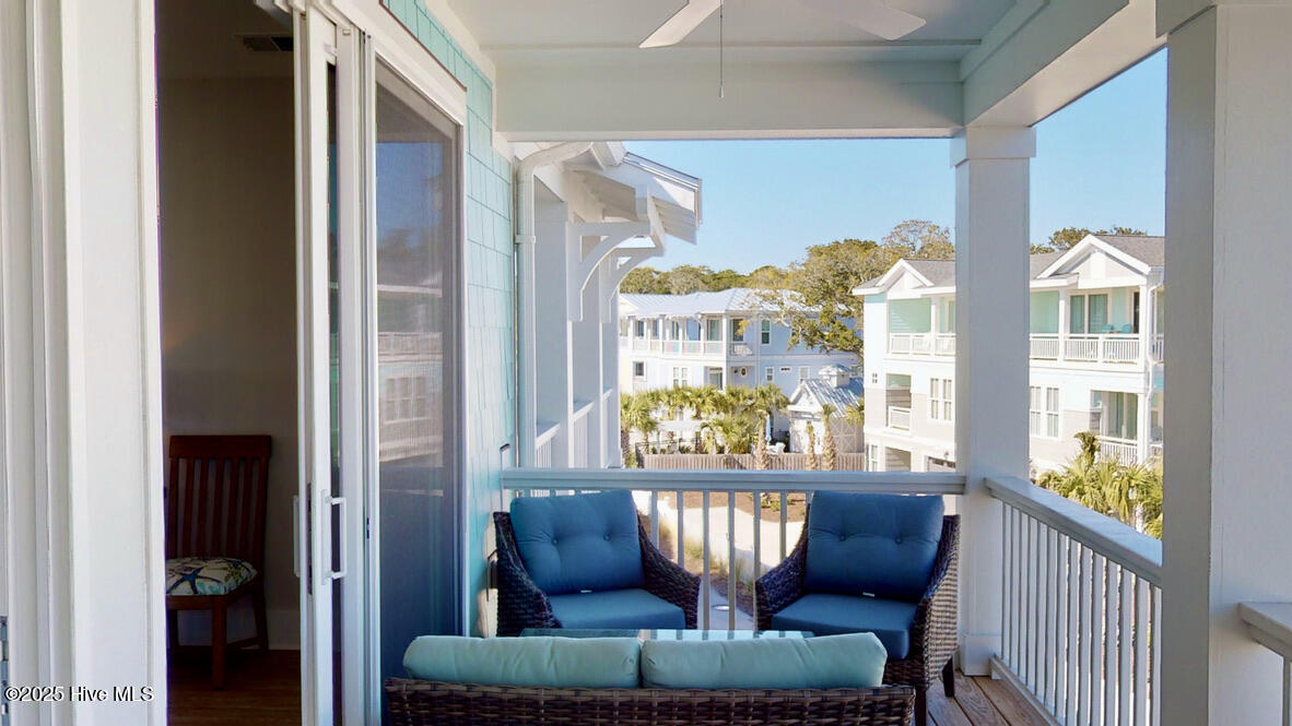 100526180 | Photo 15