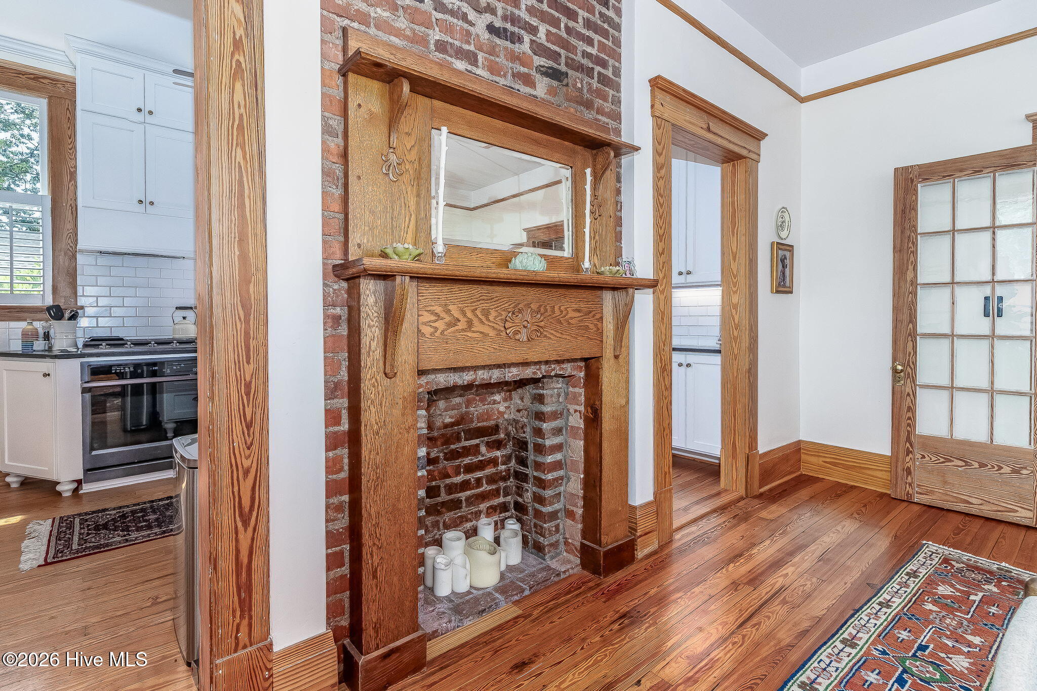 Decorative fireplace