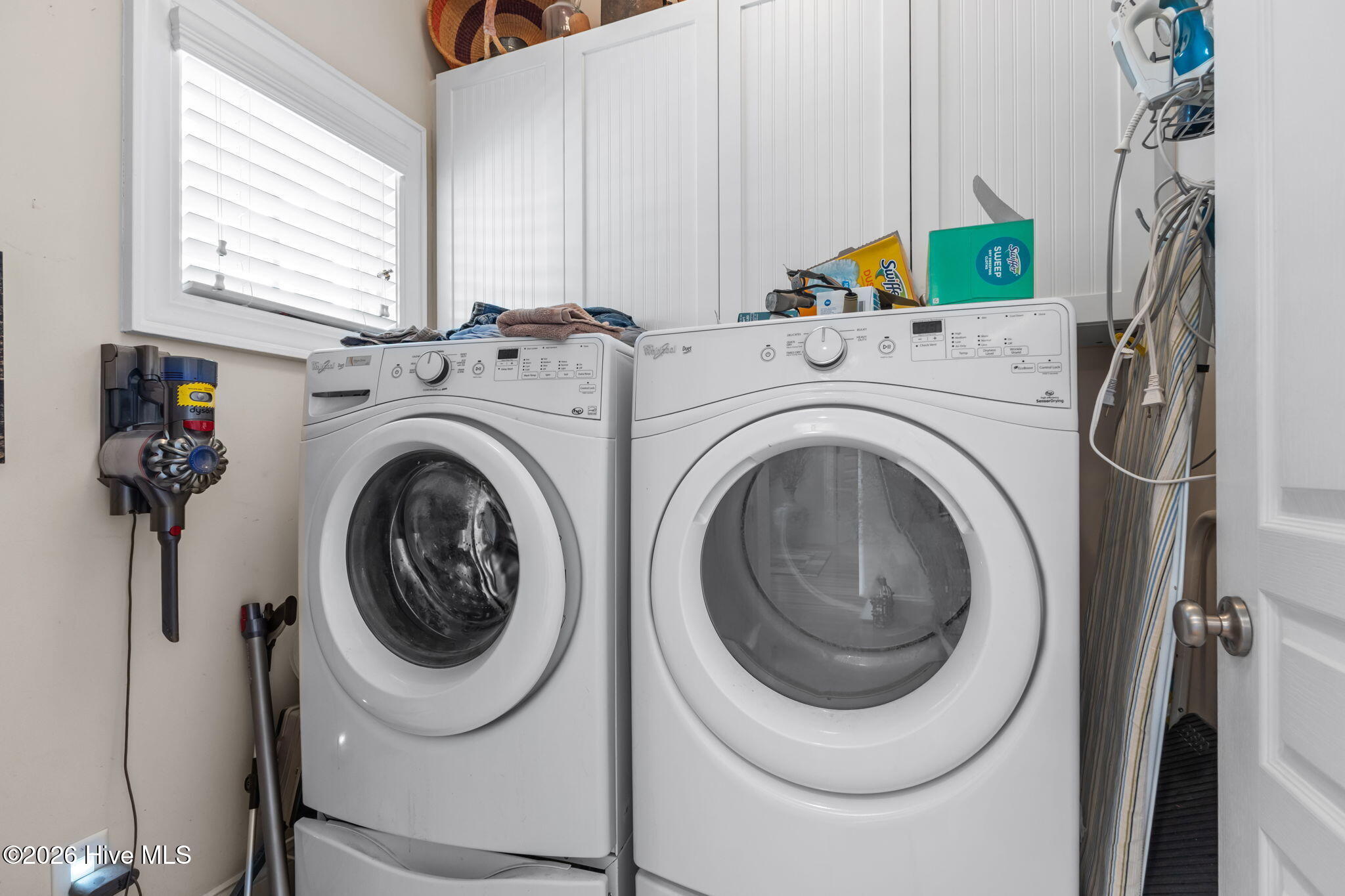 100562020 | Photo 20