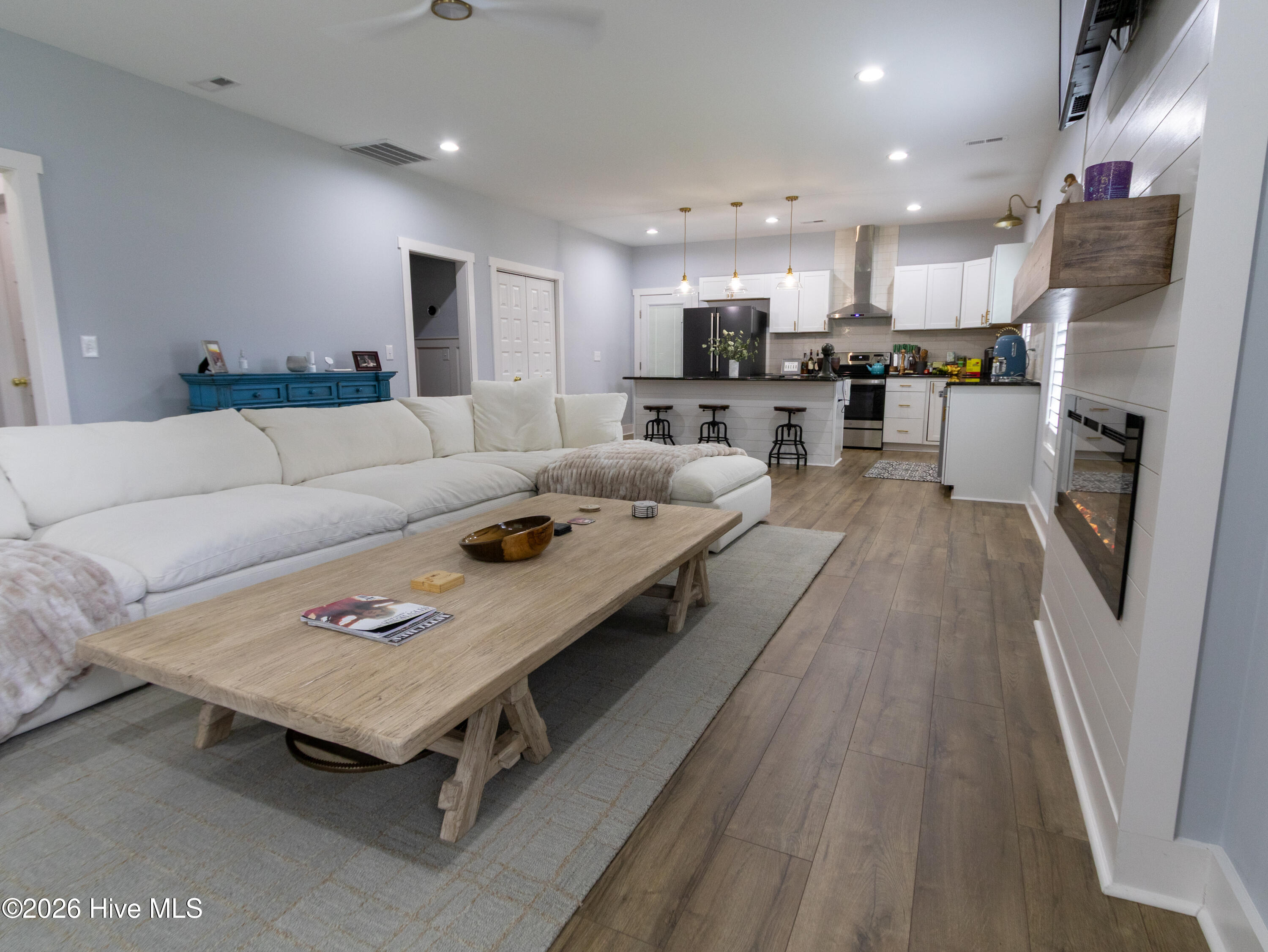 1679 N Nc 111, Pink Hill, NC 28572 – photo 6: Living Room