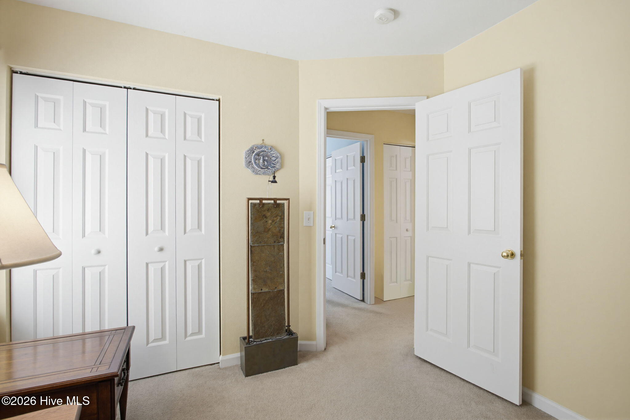 100569453 | Photo 23