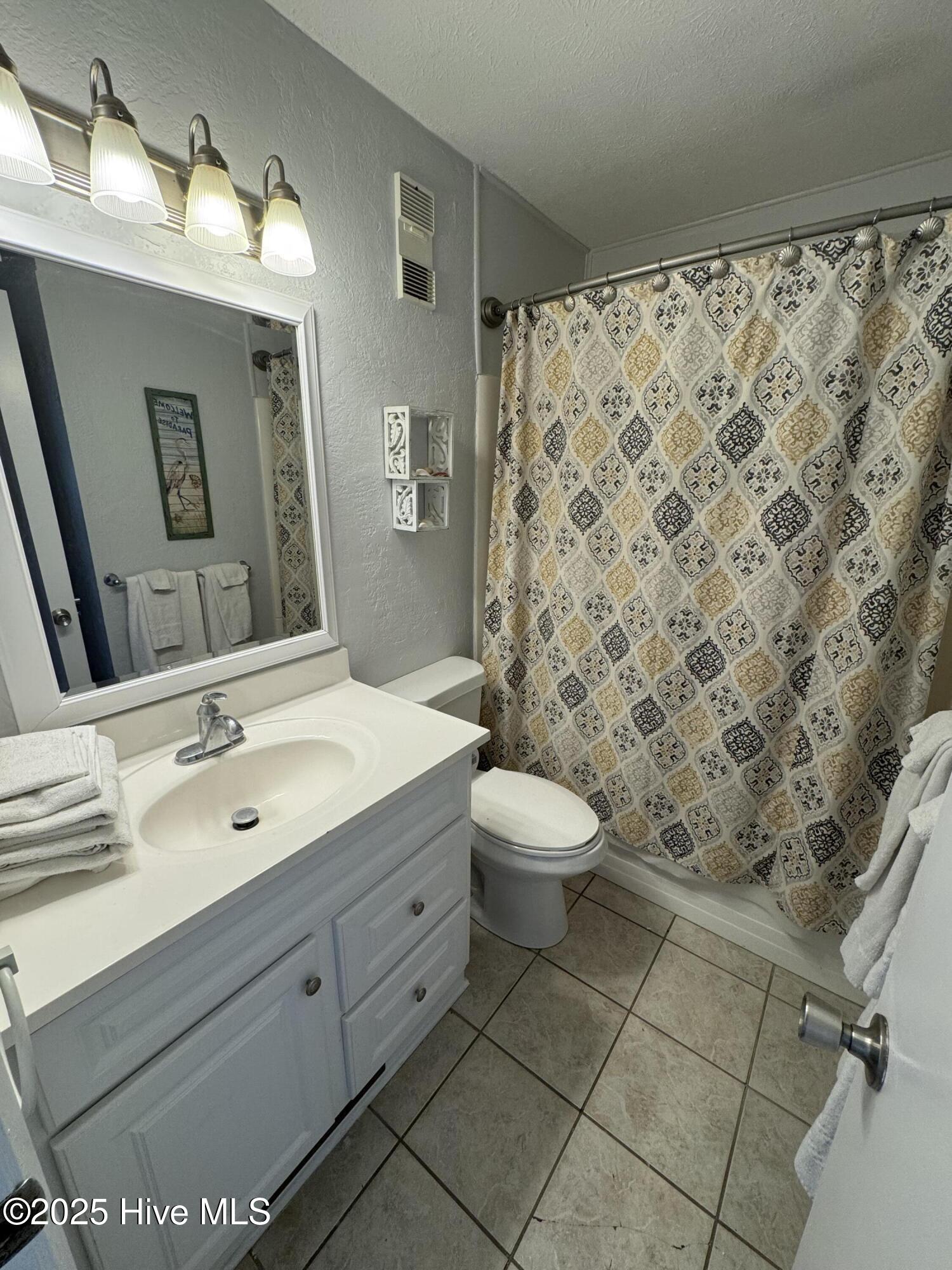 100545442 | Photo 14