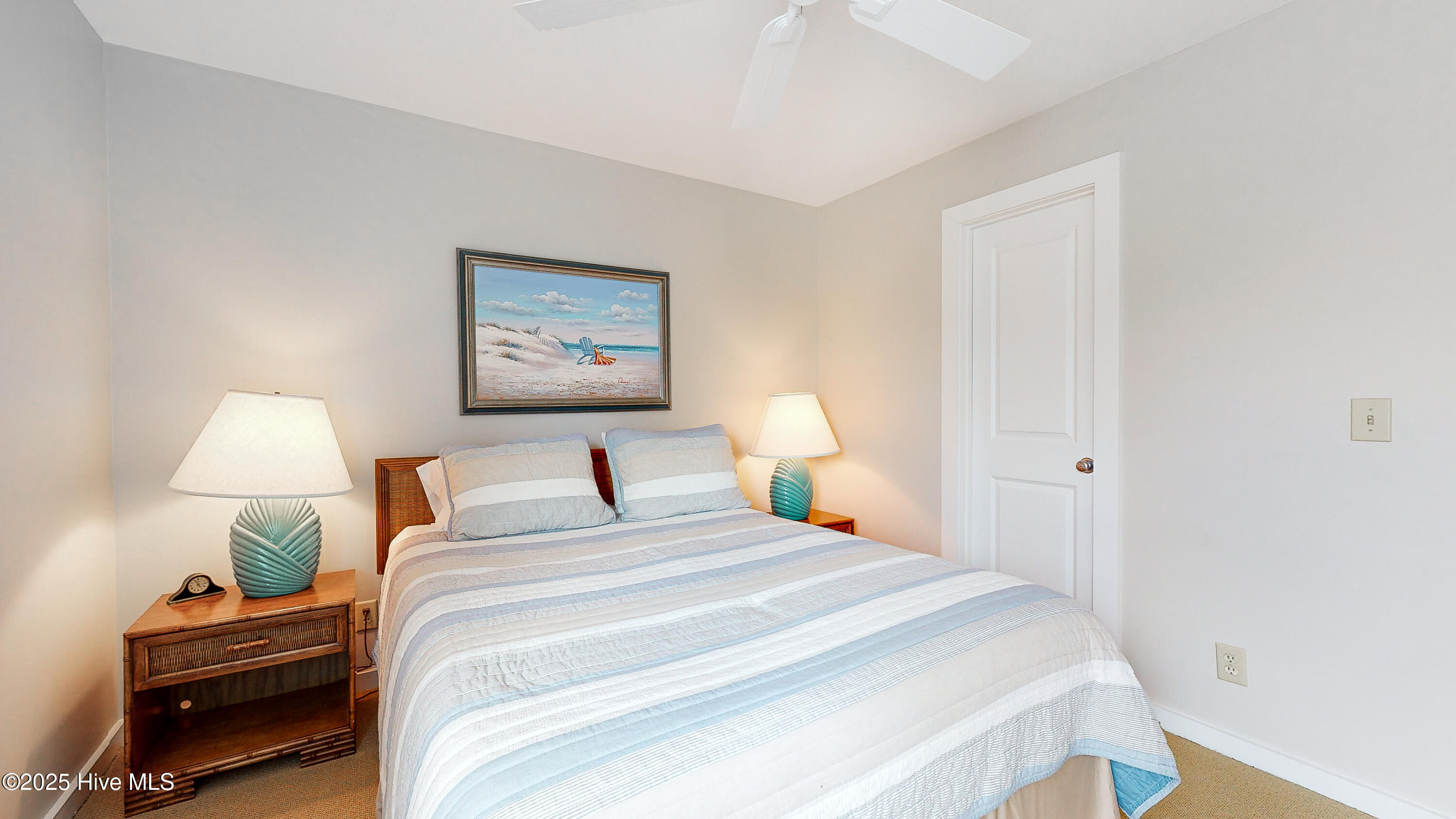 100563246 | Photo 42