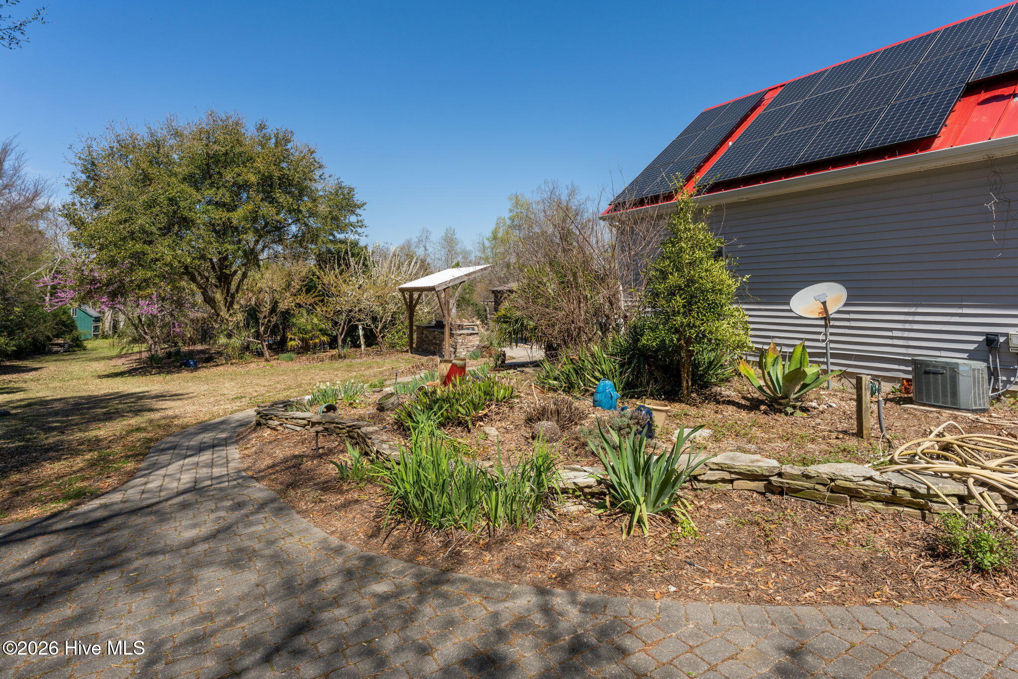 100552056 | Photo 111