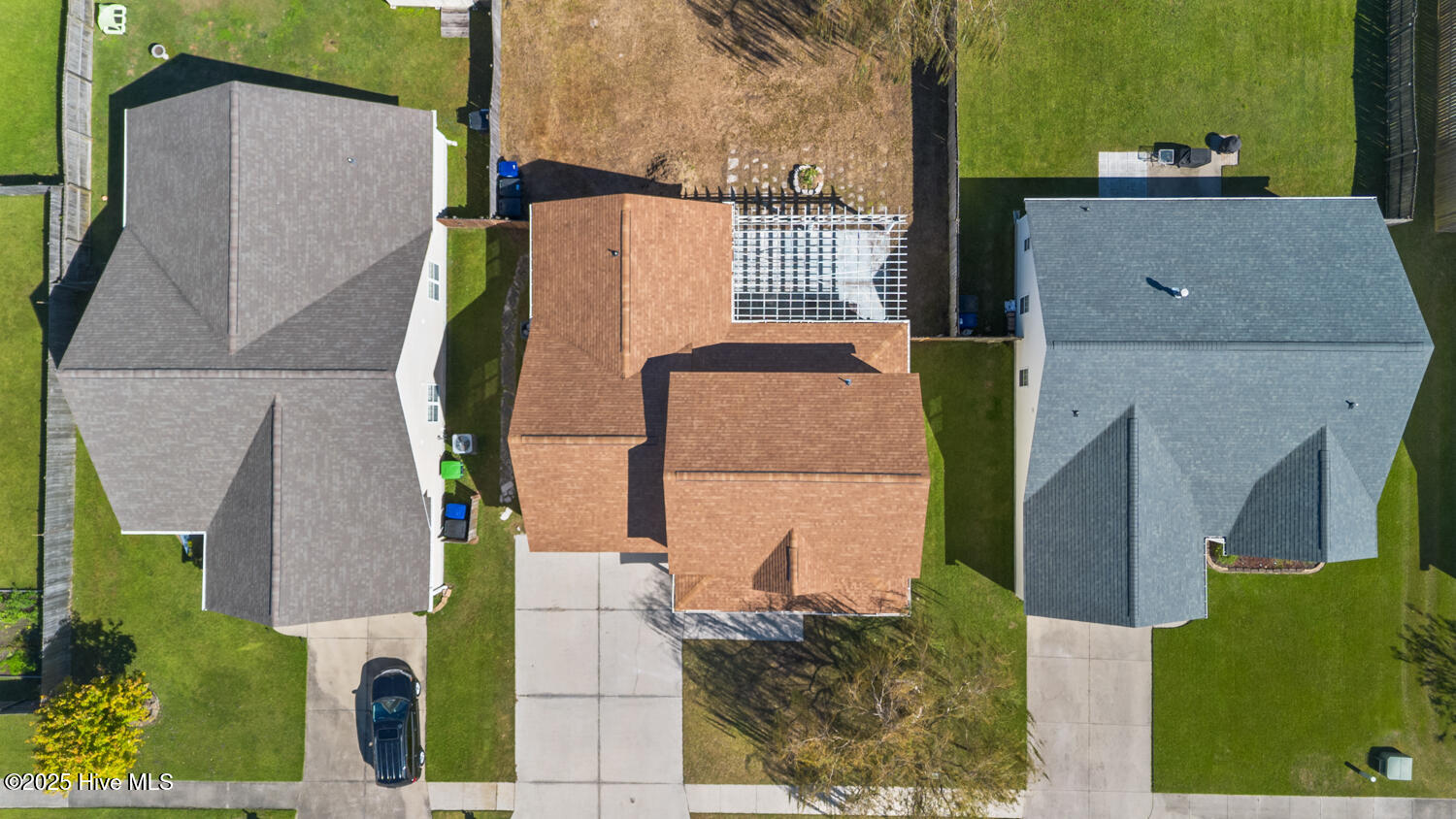 100536928 | Photo 49