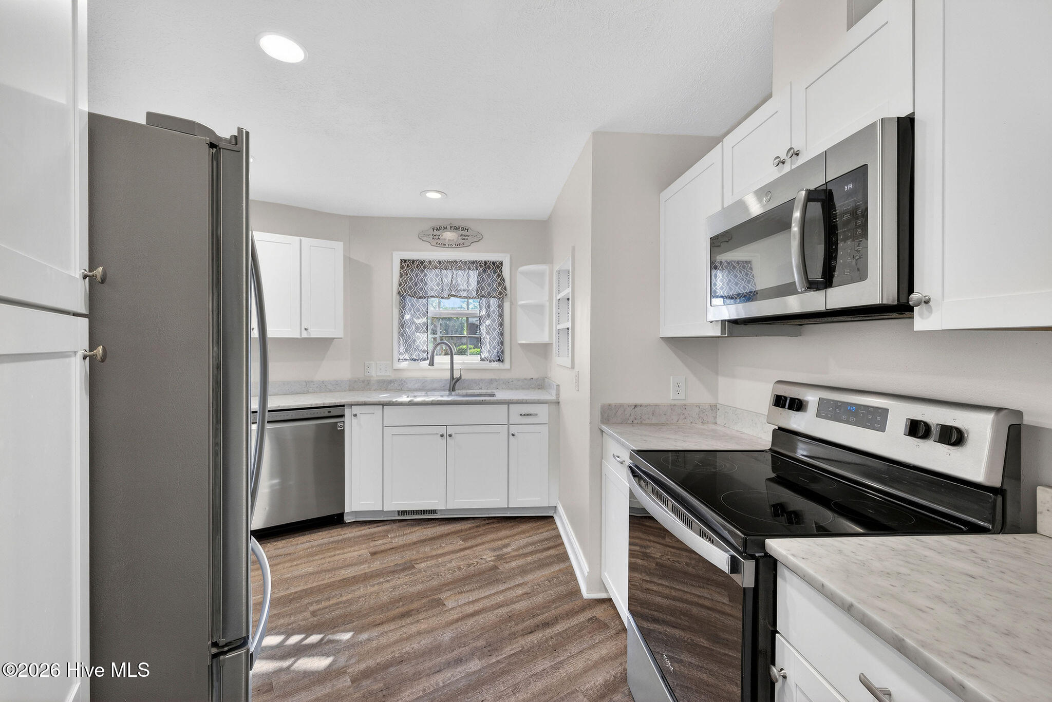 100552552 | Photo 13