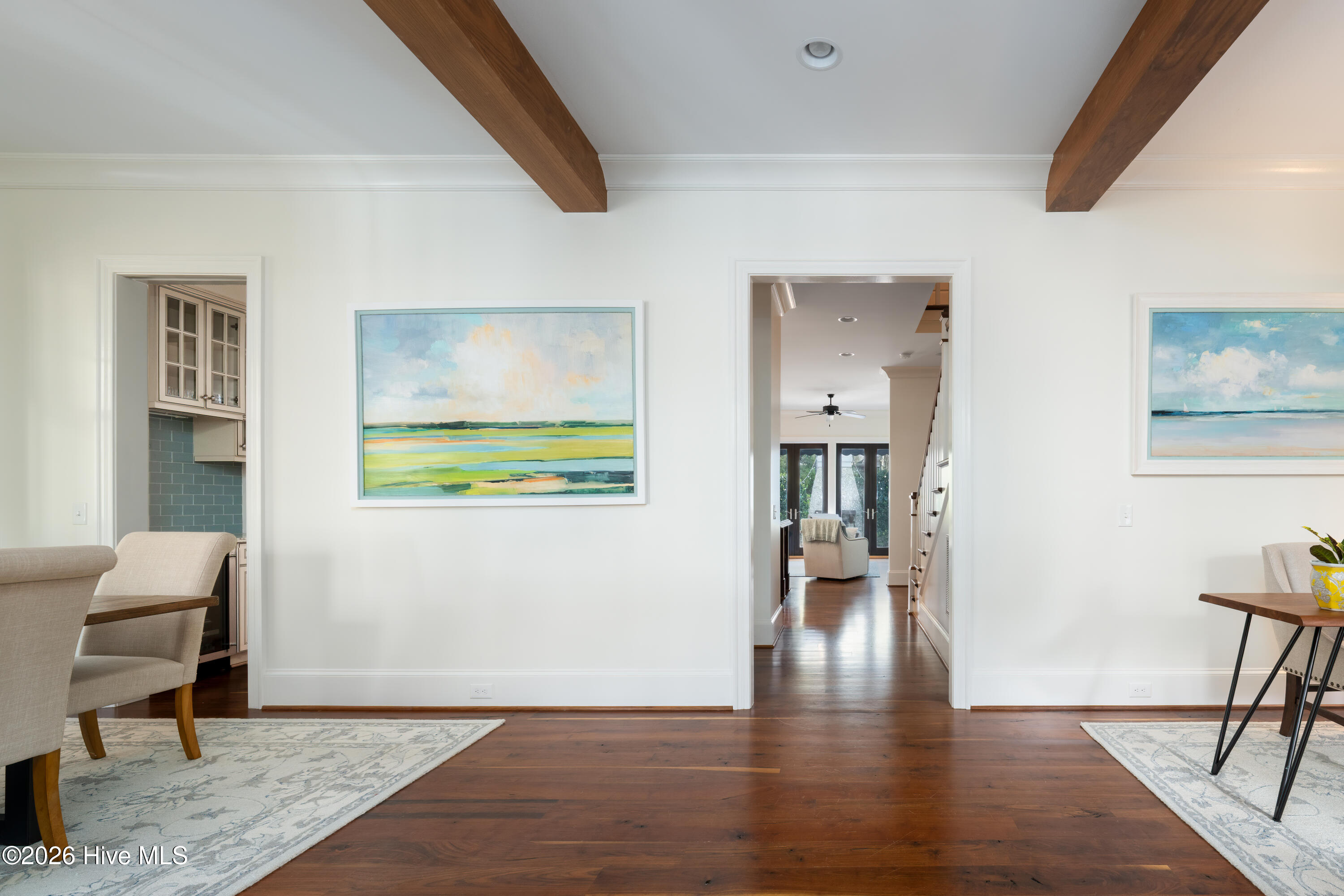 100549444 | Photo 27