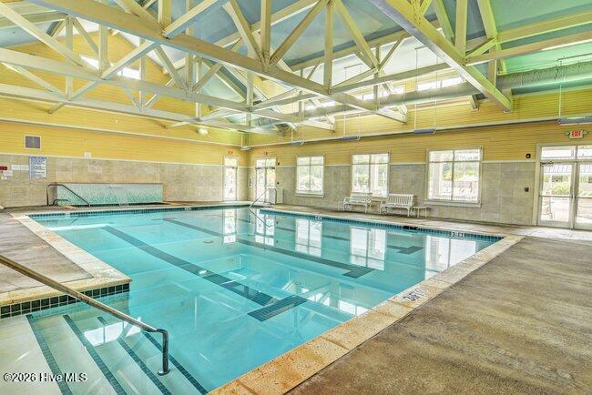 100552612 | Photo 60