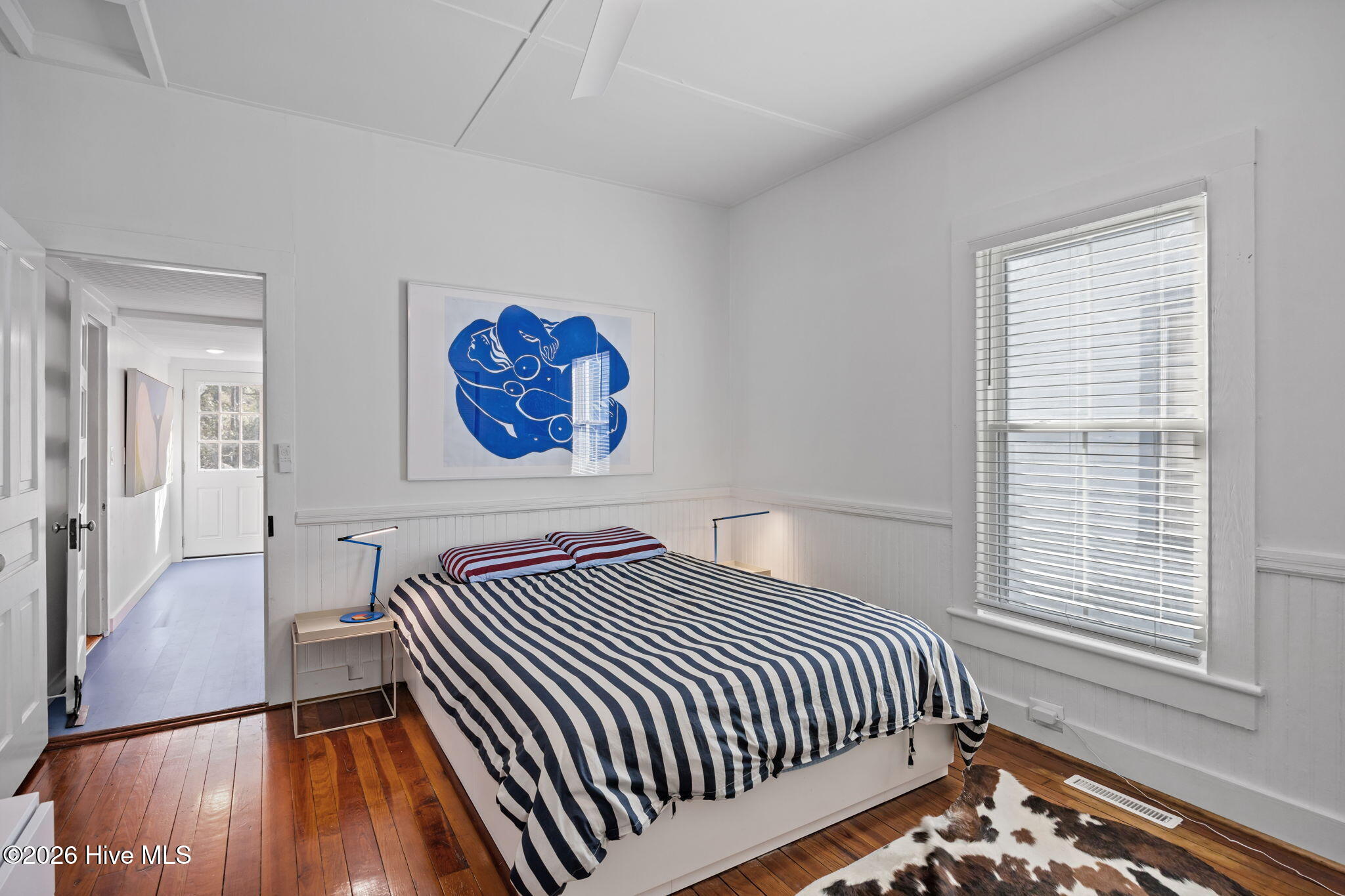 100560514 | Photo 18