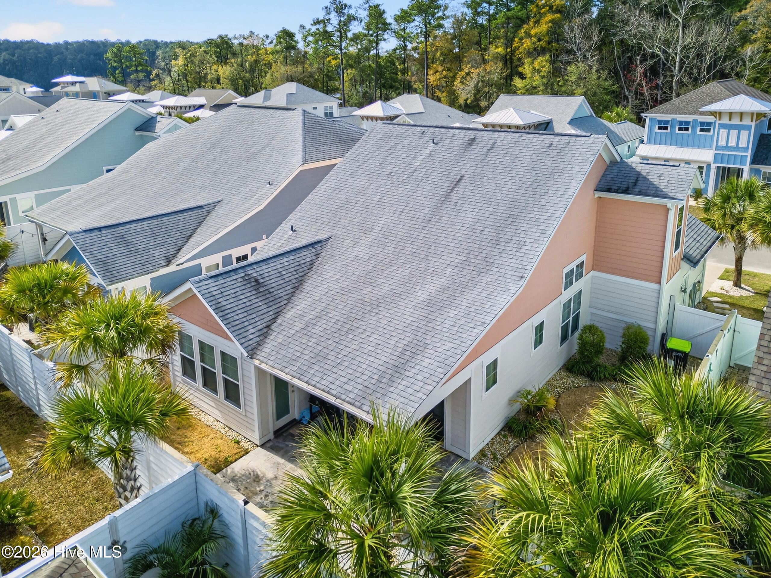 100559730 | Photo 79