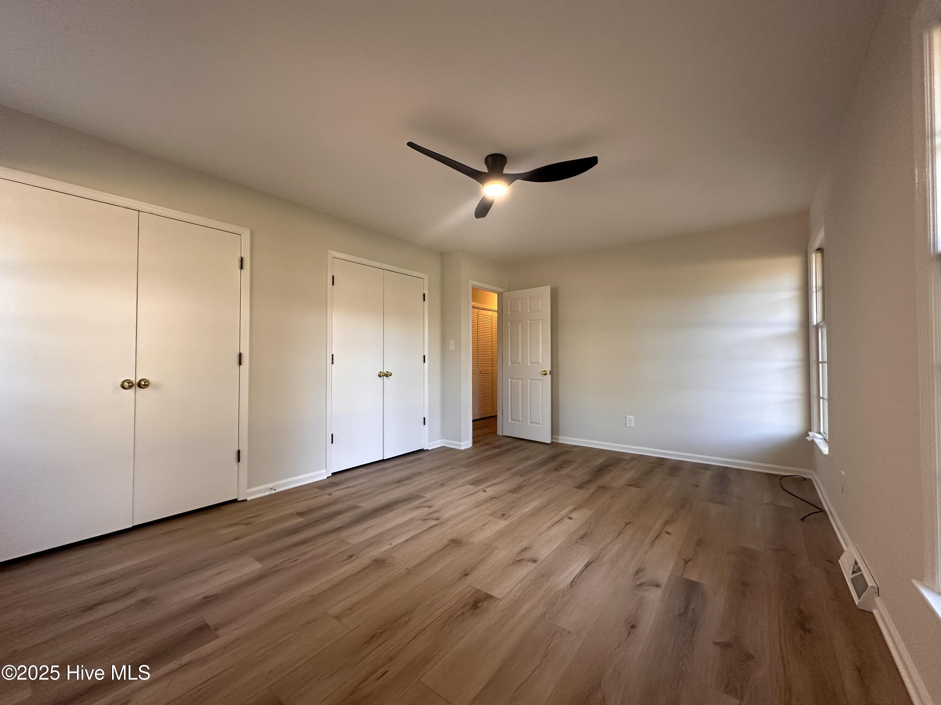 100541035 | Photo 21